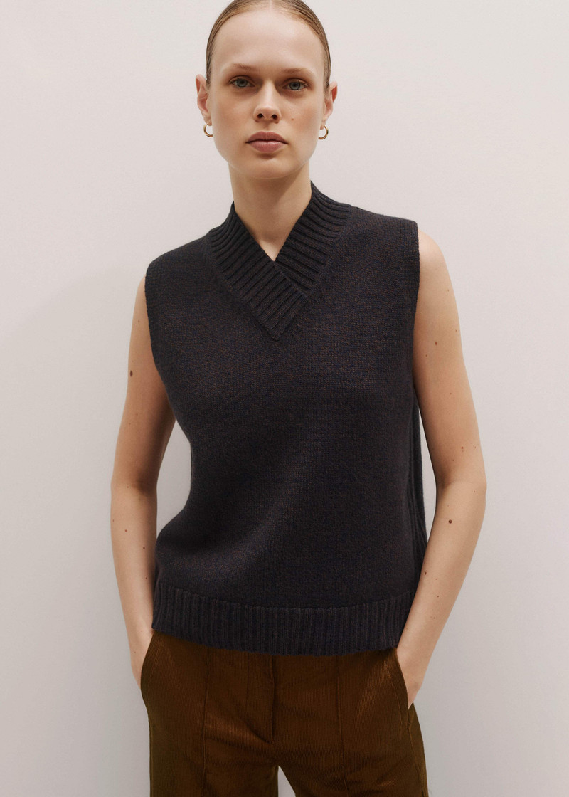 ME+EM Mouliné Knit Sweater Vest outlook