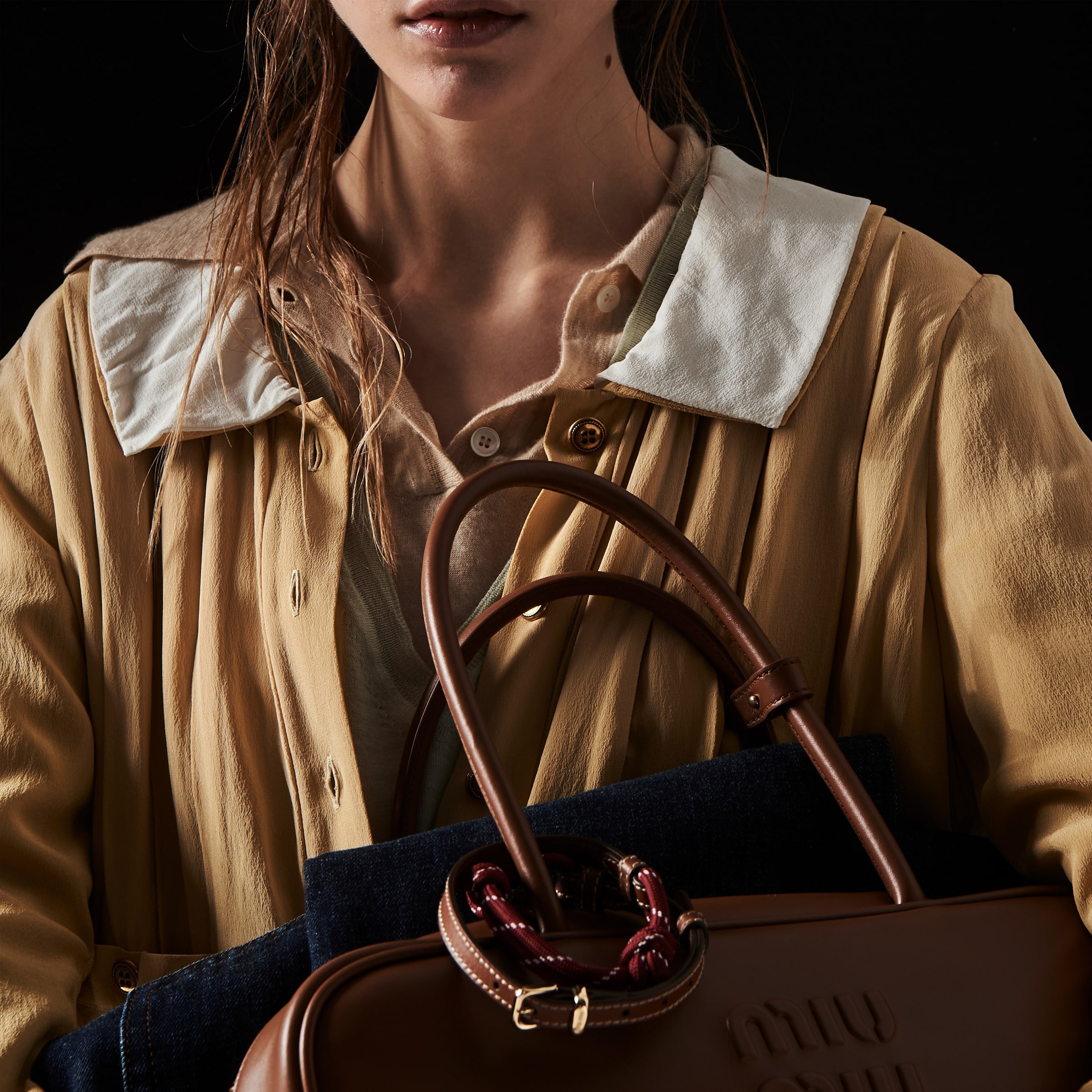 Leather top-handle bag - 8