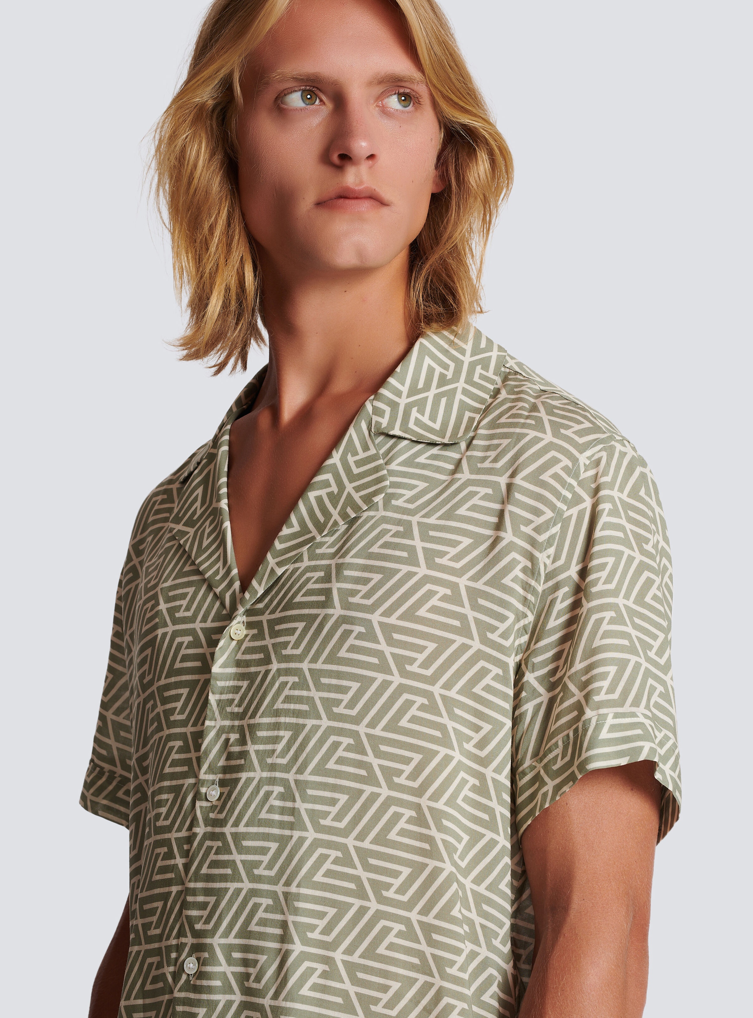 Shirt with printed pyramid monogram - 6