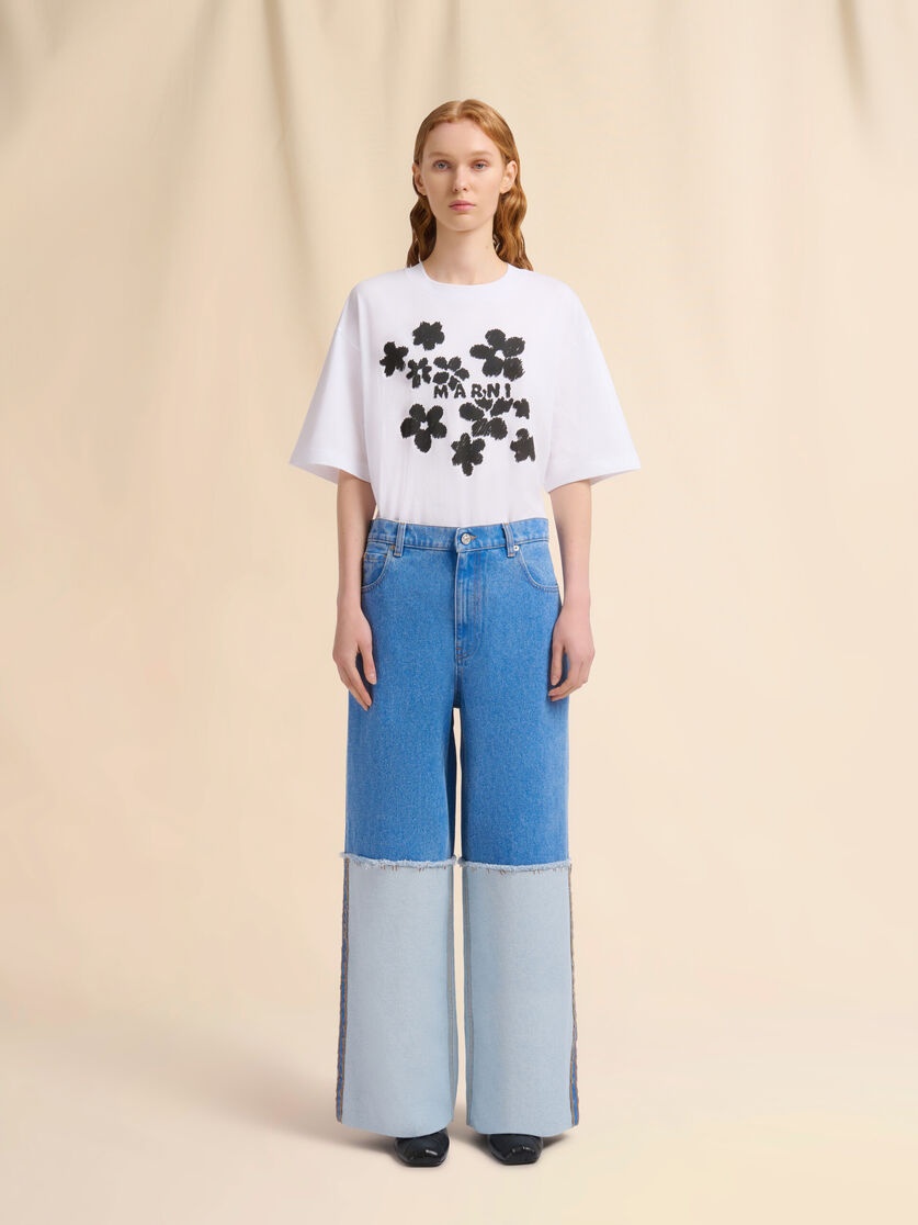 WIDE-LEG BLUE DENIM JEANS WITH EXTRA HIGH CUFFS - 2