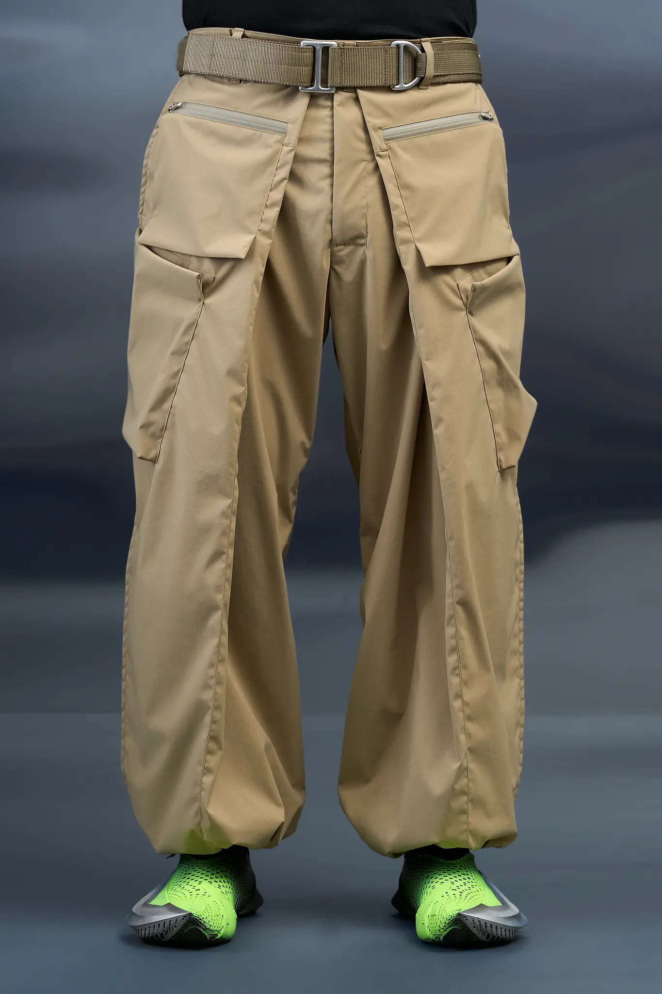 P45A-E Encapsulated Nylon Single Pleat Cargo Trouser Khaki - 25