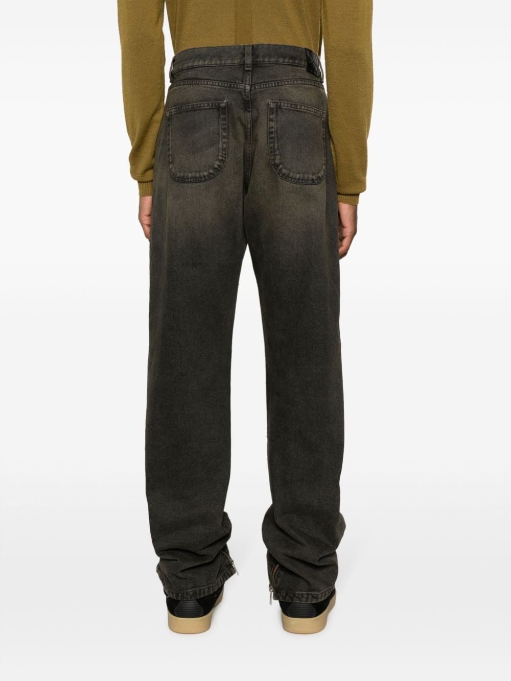 Wheel Over faded jeans - 4