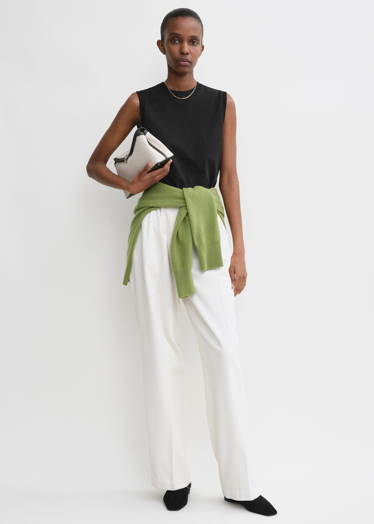 Relaxed sleeveless tee black - 2
