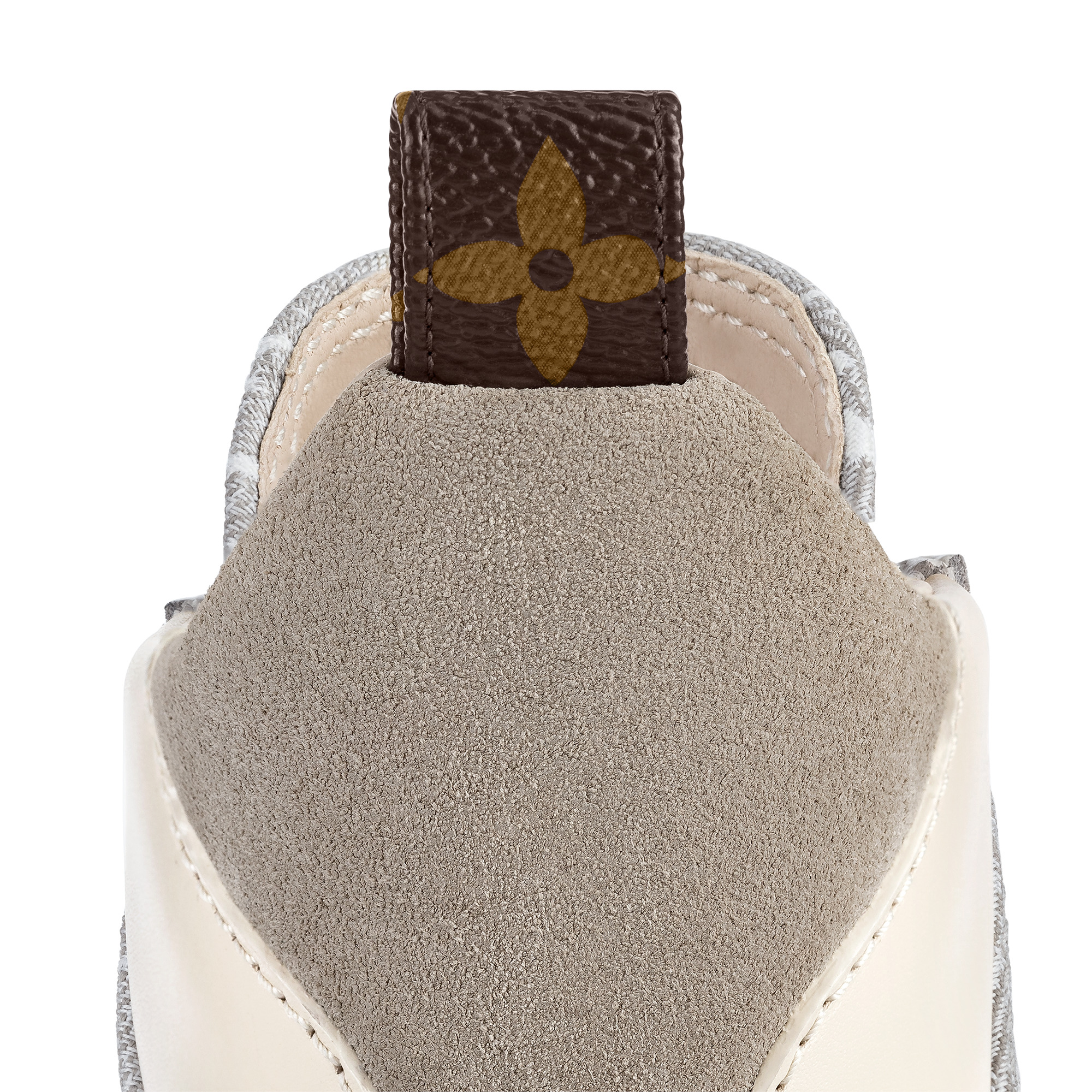 Laureate Platform Desert Boot - 5