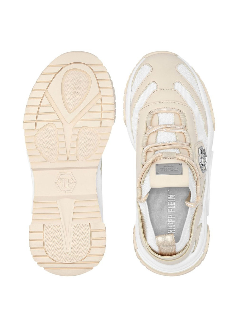Predator sneakers 3