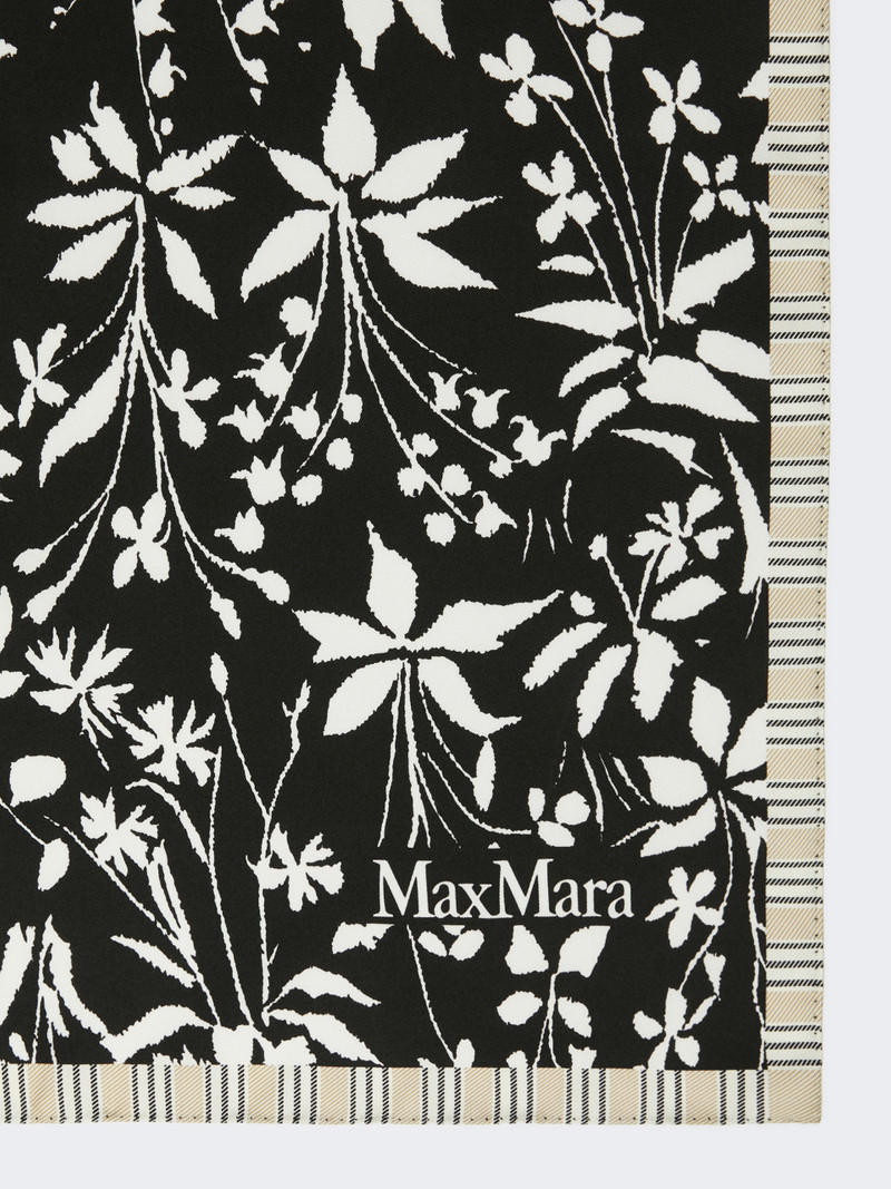 Max Mara CARRE90W Printed silk scarf outlook