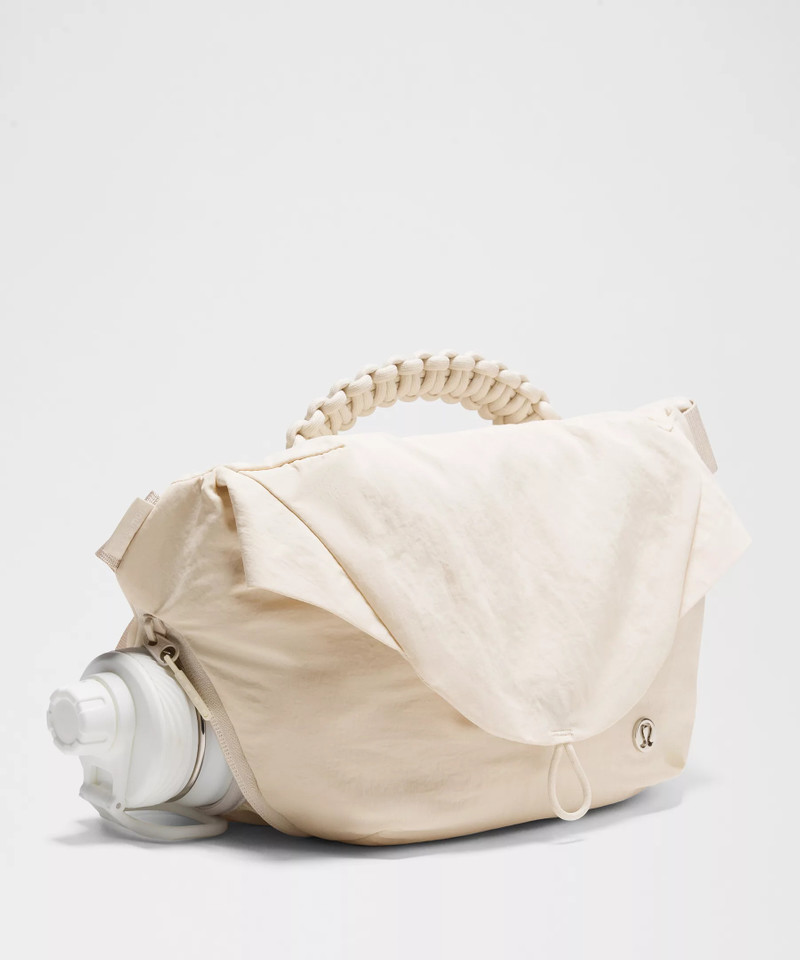 Curved Crossbody Bag with Top Handle 3L 5