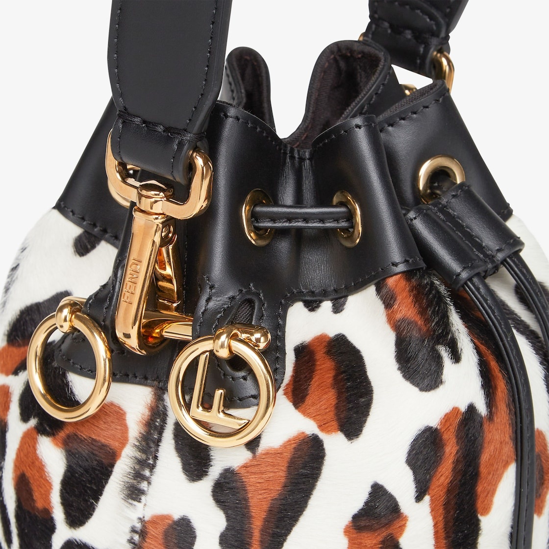 Small Mon Tresor bucket bag made of animal print sheepskin with gold-color metallic FENDI ROMA lette - 5