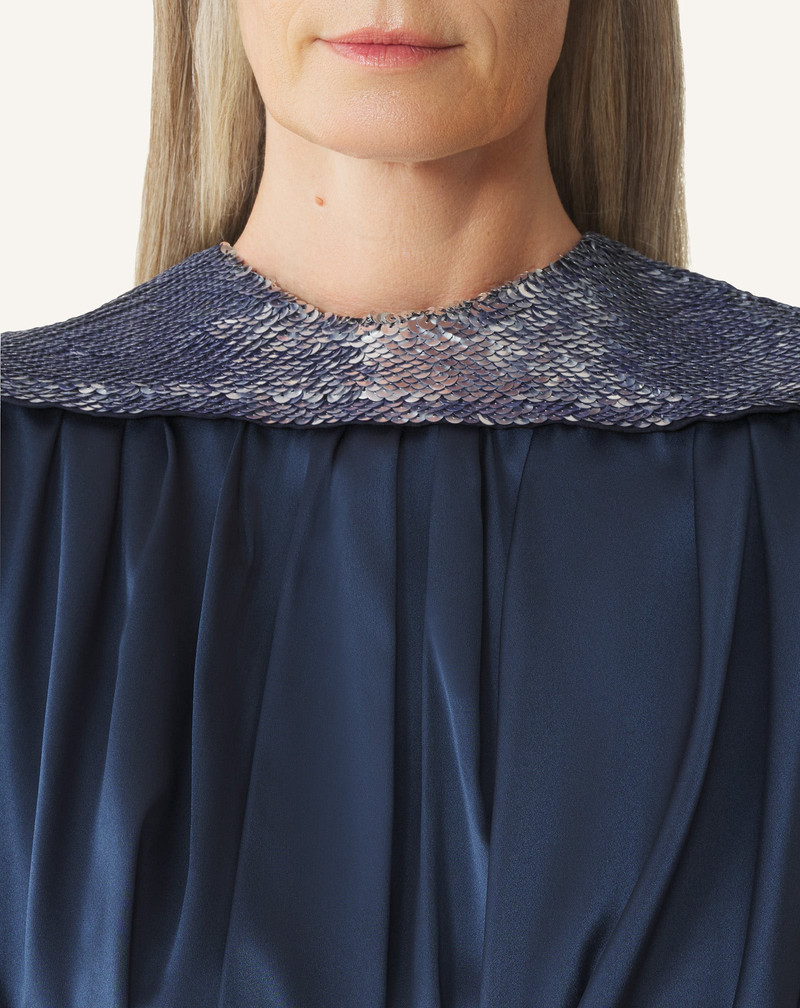 EMBROIDERED BACK DRESS IN SILK SATIN 5