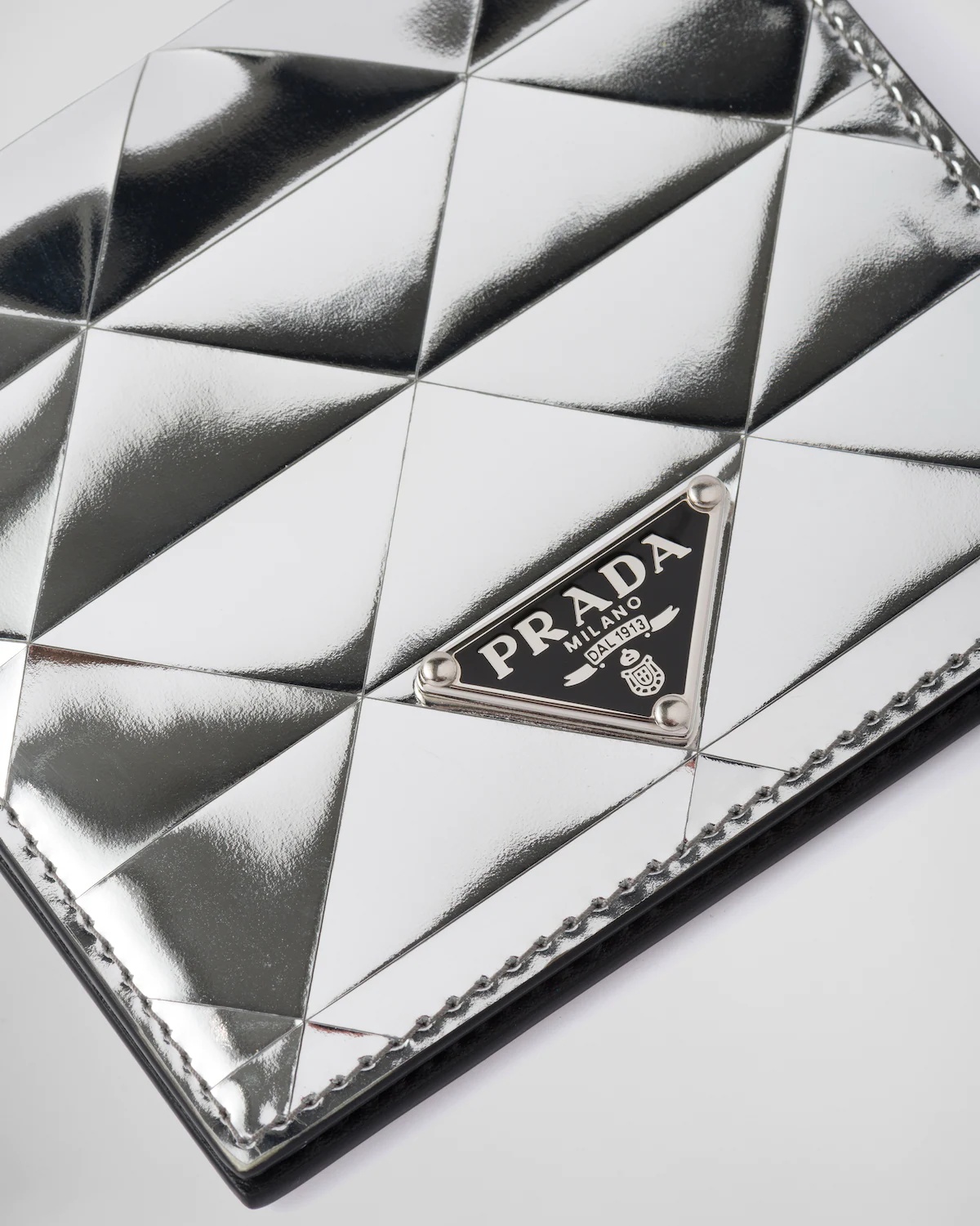 Brushed leather wallet - 5