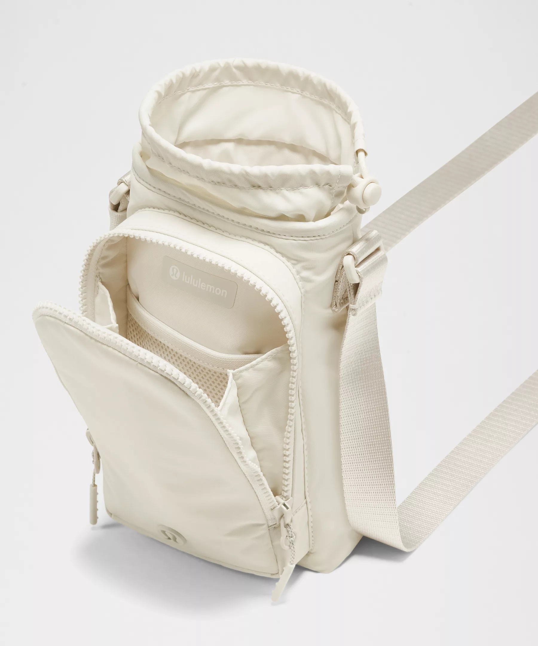 Water Bottle Crossbody with Front Pocket 2L - 4