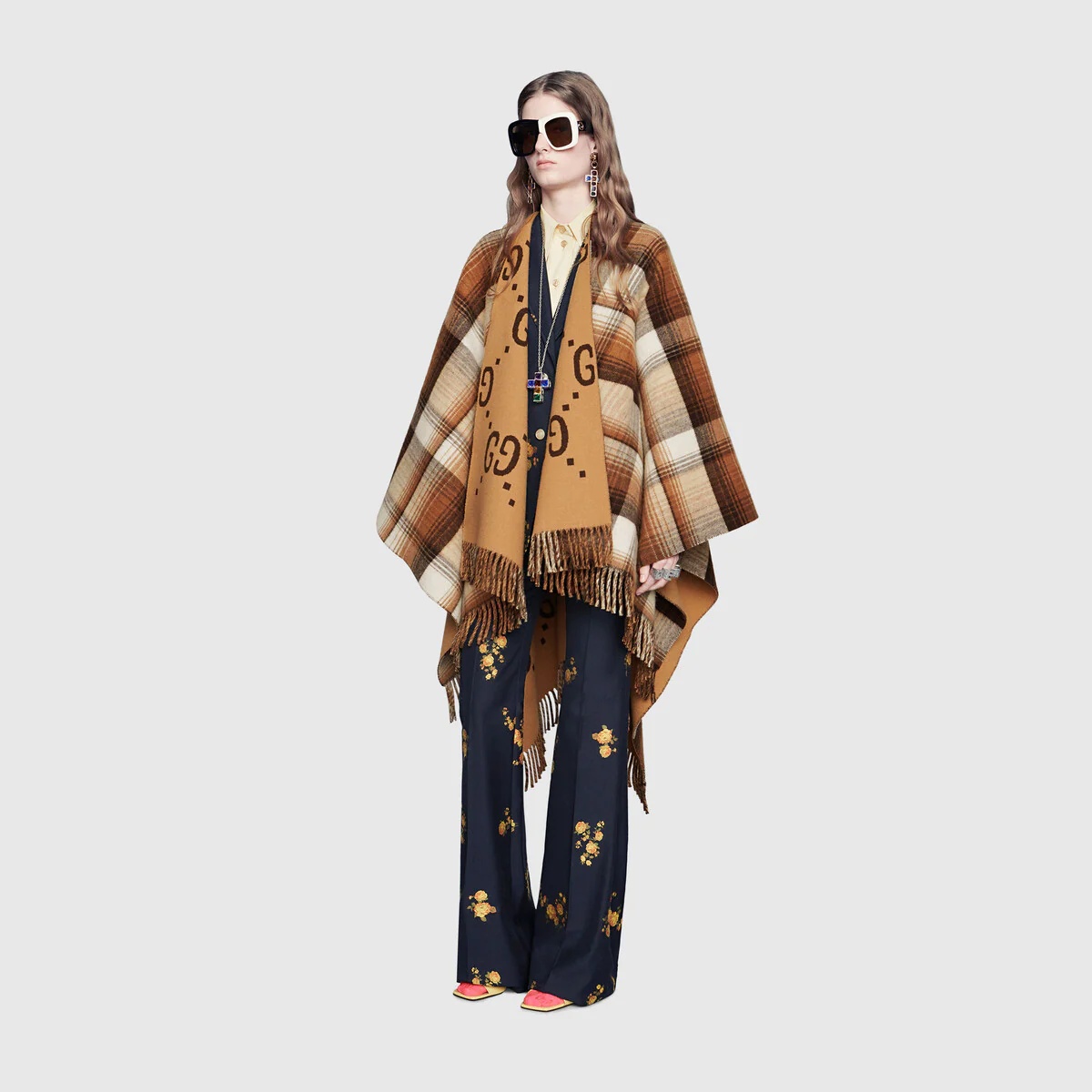 Reversible GG wool cape - 3