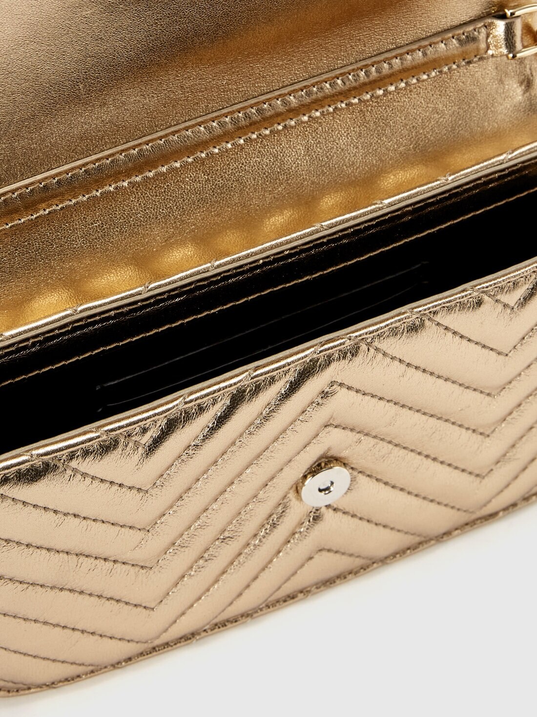 On-chain wallet in zig zag leather - 4