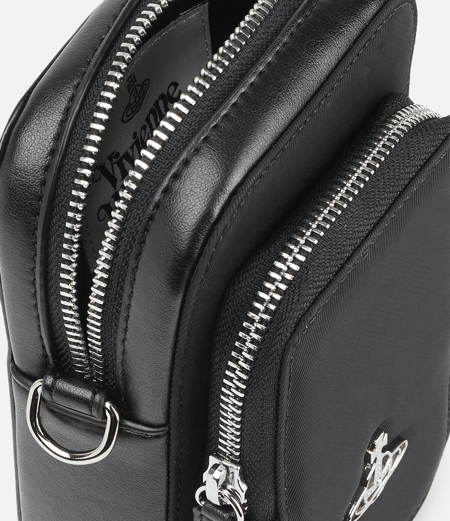 ★関税込み★Vivienne Westwood Re-Nylon Phone Crossbody Bag Vivienne Westwood RE-NYLON PHONE CROSSBODY BAG | REVERSIBLE