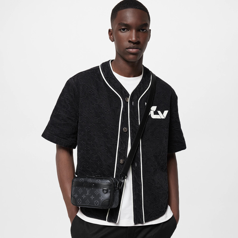 Louis Vuitton Alpha Wearable Wallet outlook