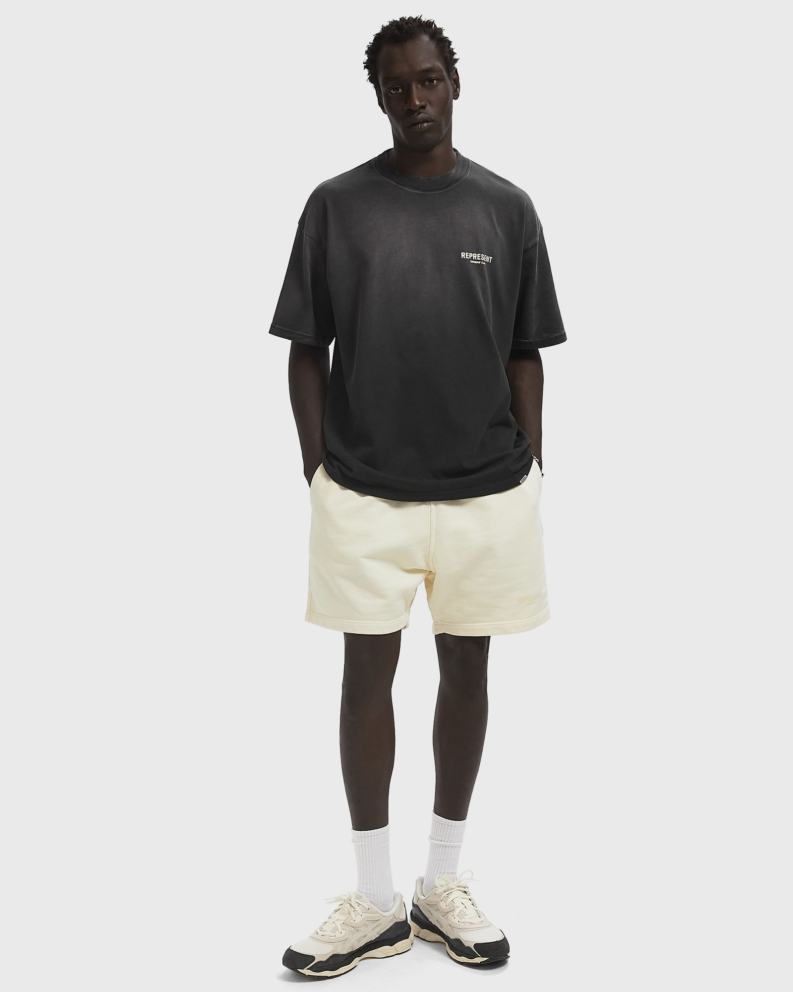 Represent Owners Club T-Shirt - 3