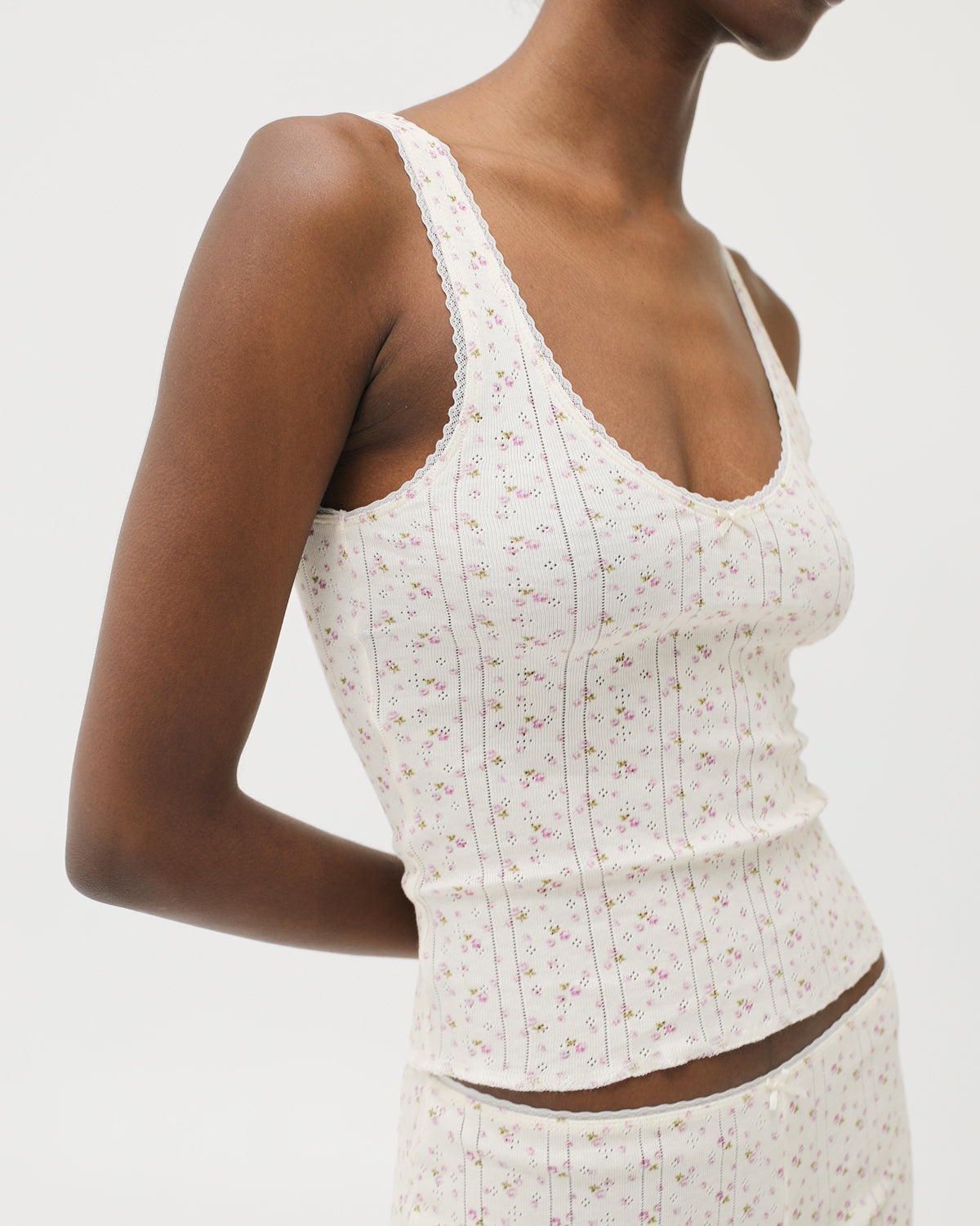 The Scoop Tank: English Rose - 6