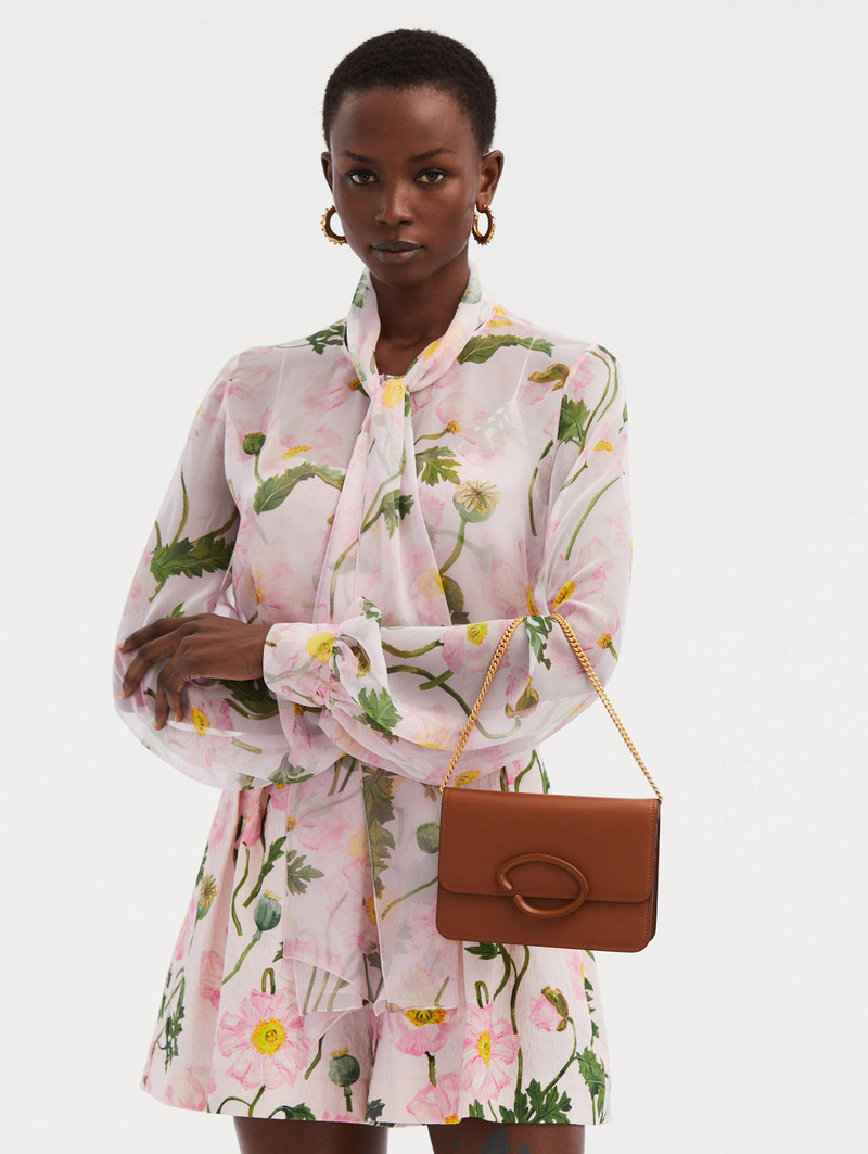 Oscar de la Renta O POCHETTE outlook