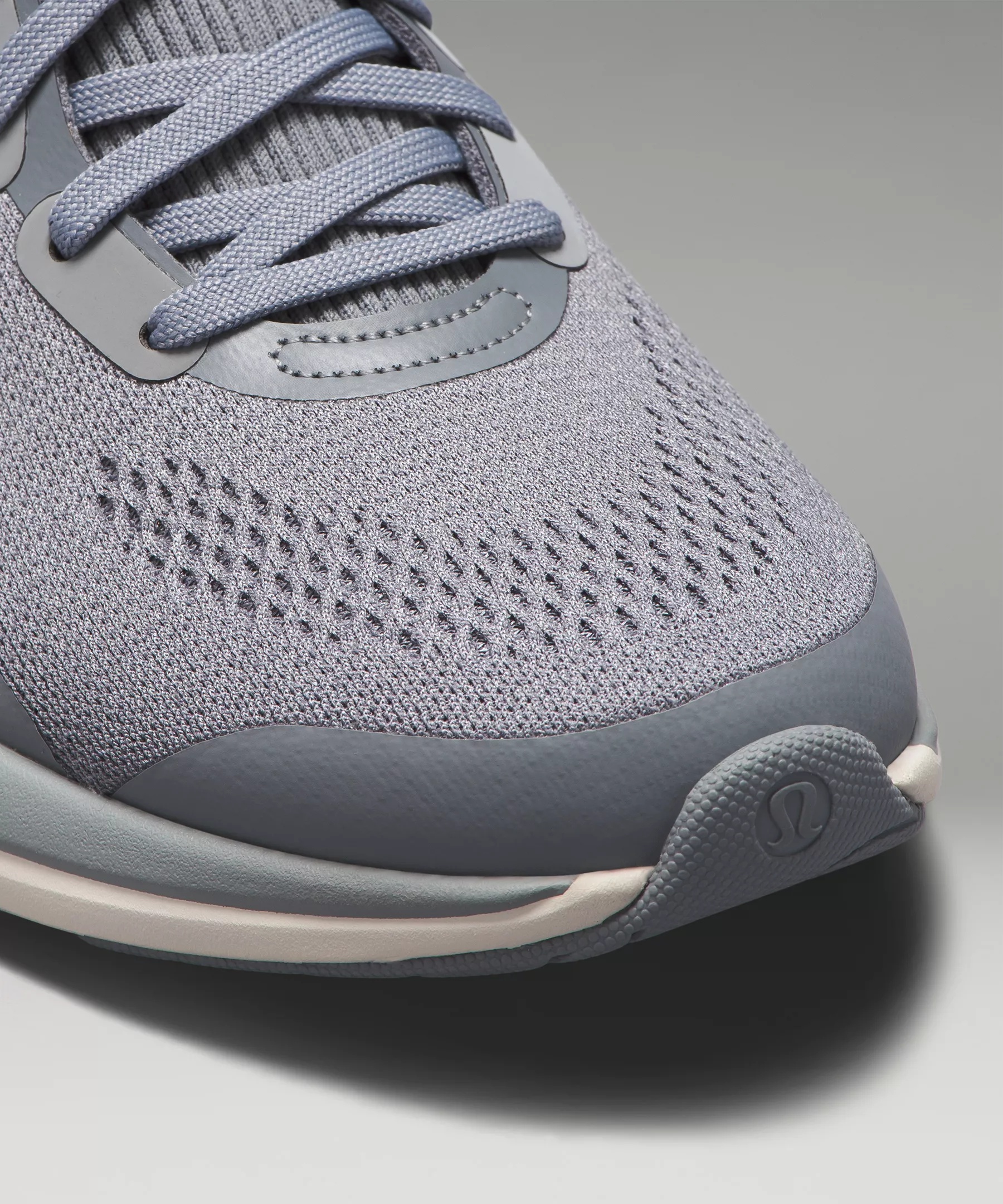 Women's Chargefeel Mid Workout Shoe - 8