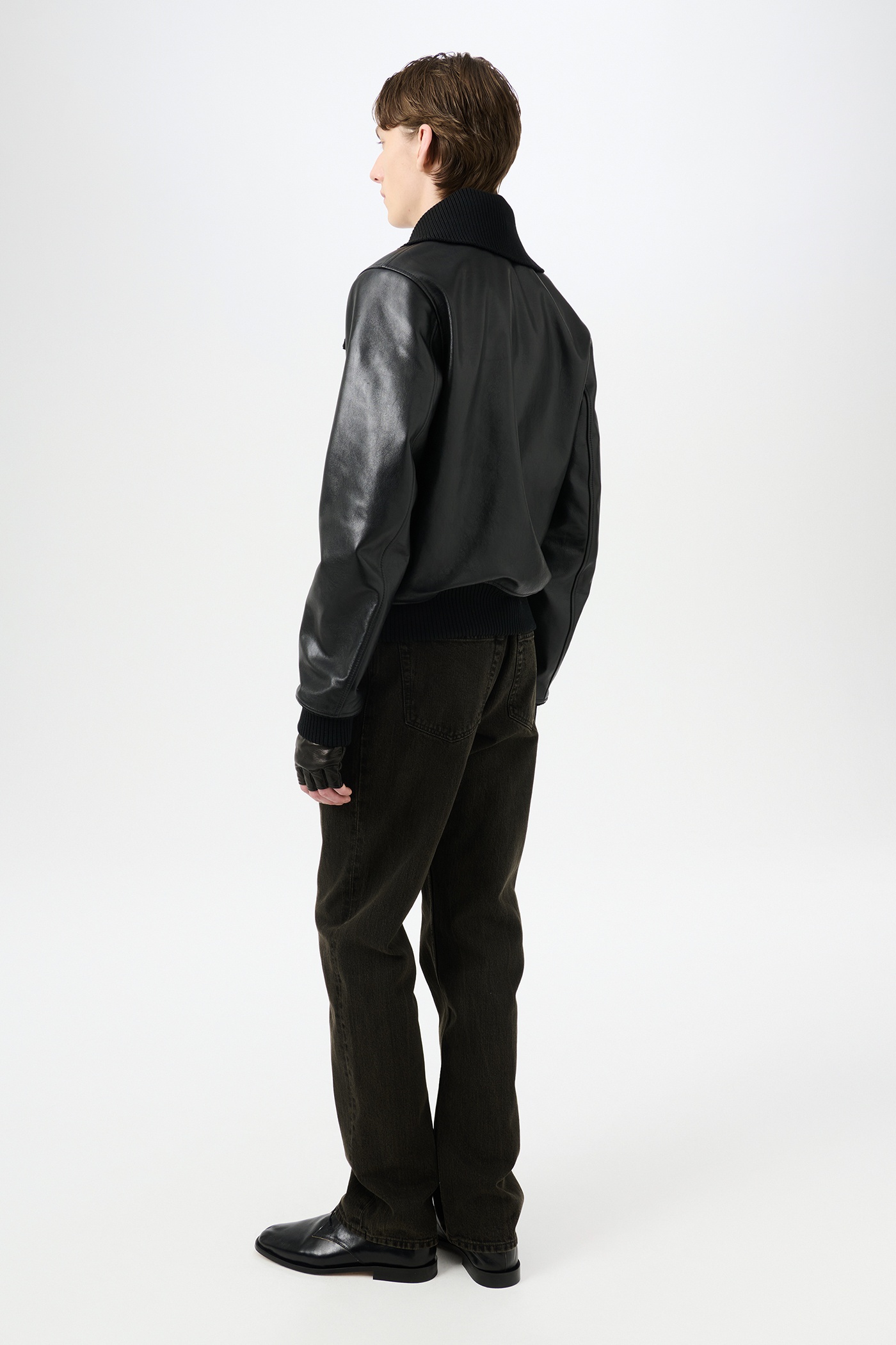 Pharos Bomber Malleable Black Bull Hide - 3