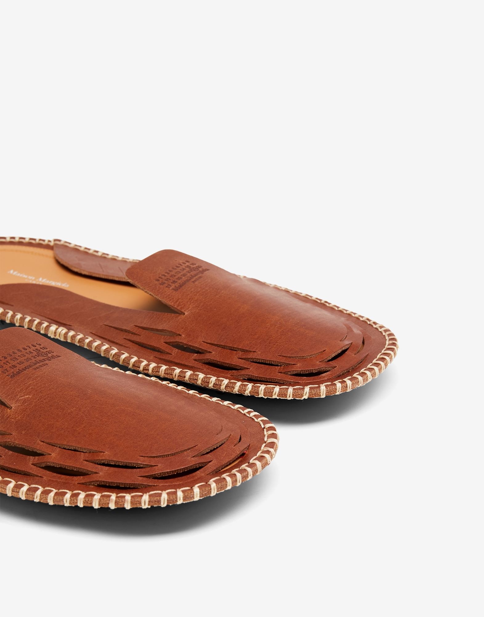 Laser-cut mocassins - 5