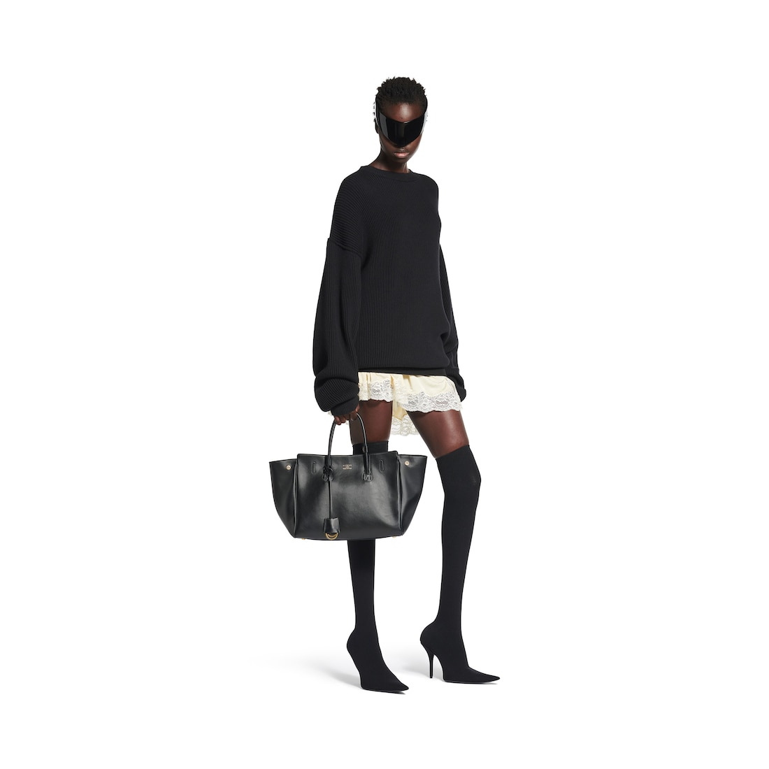 Women's Hampton Small Carry All Bag in Black - 7