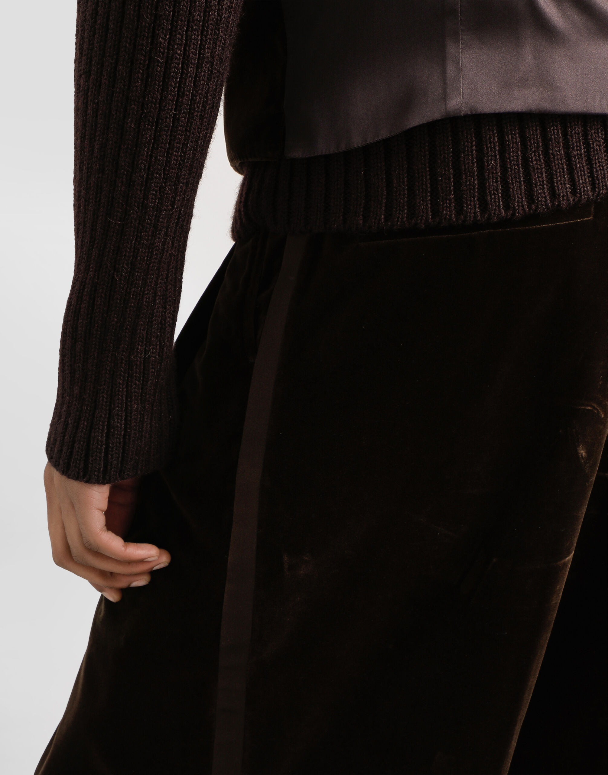 Smooth velvet trousers - 5