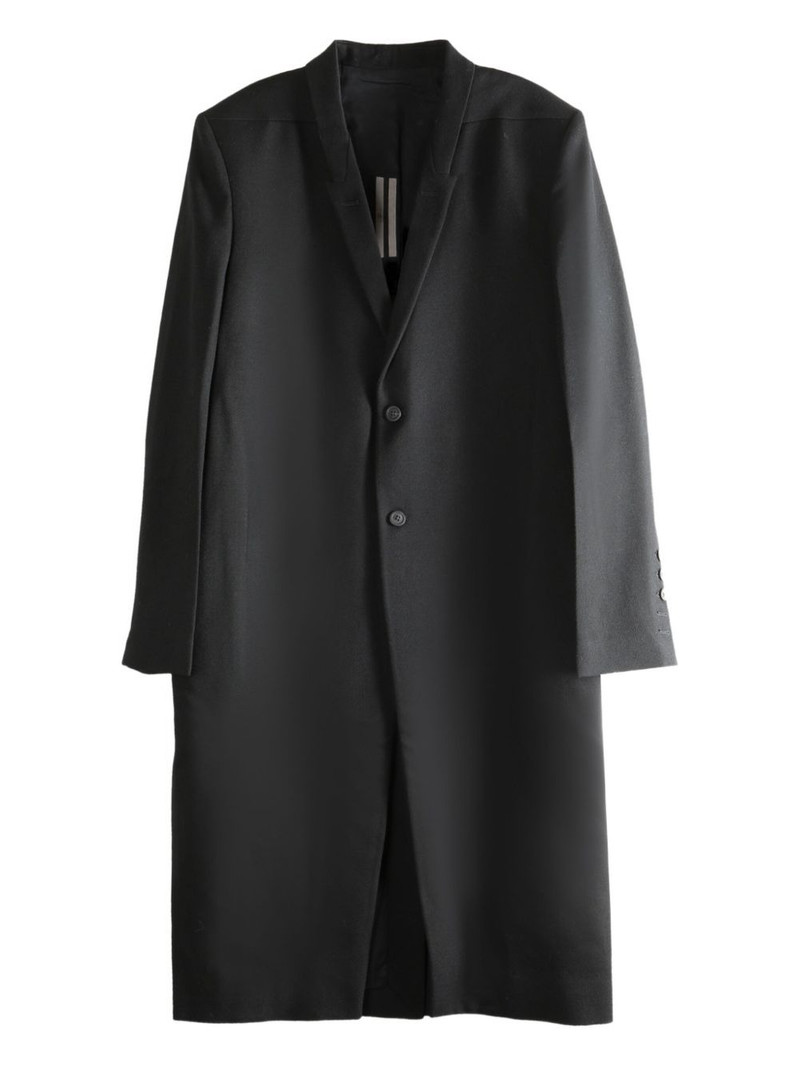 single-breasted coat 1