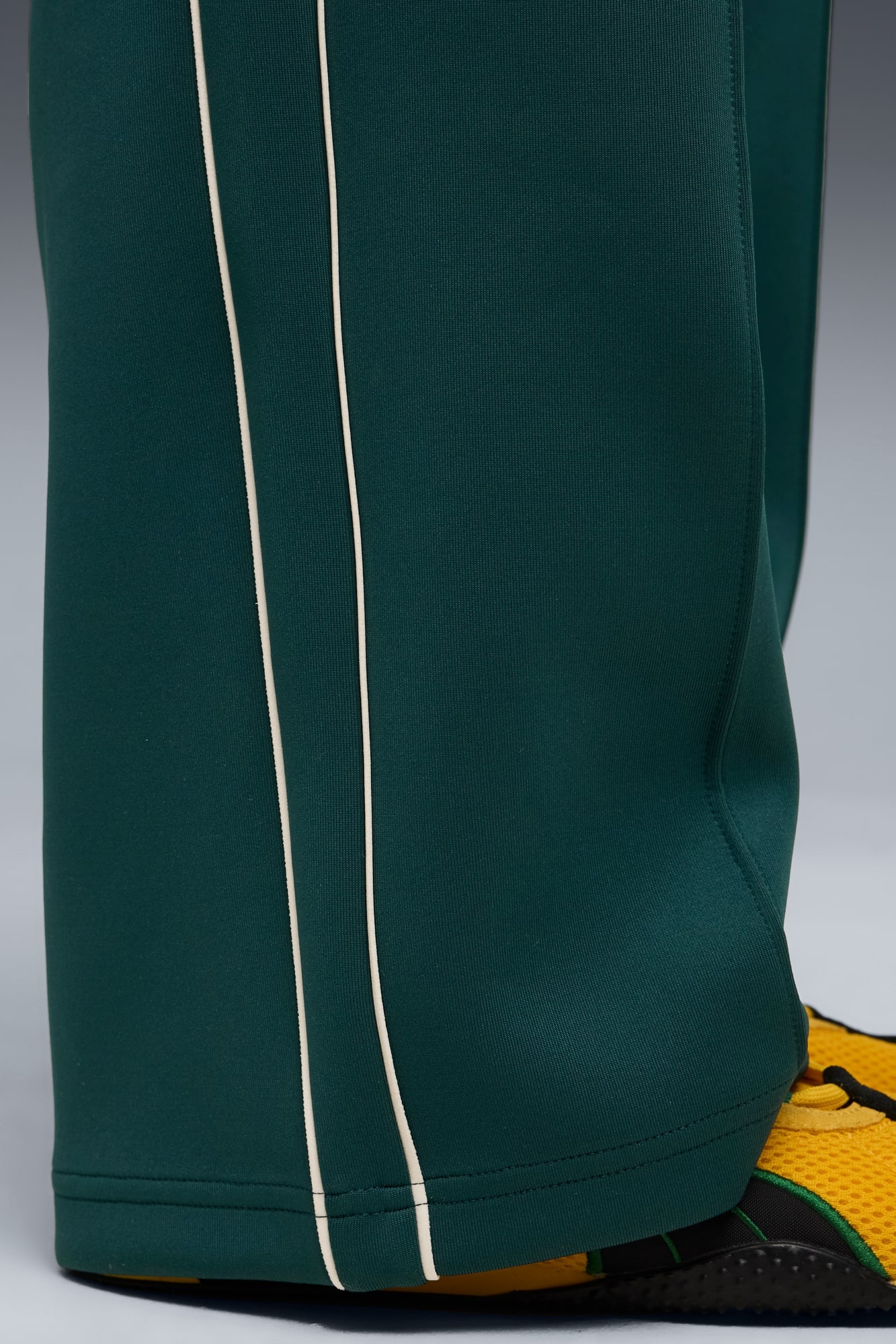 T7 Track Pants Men - 7