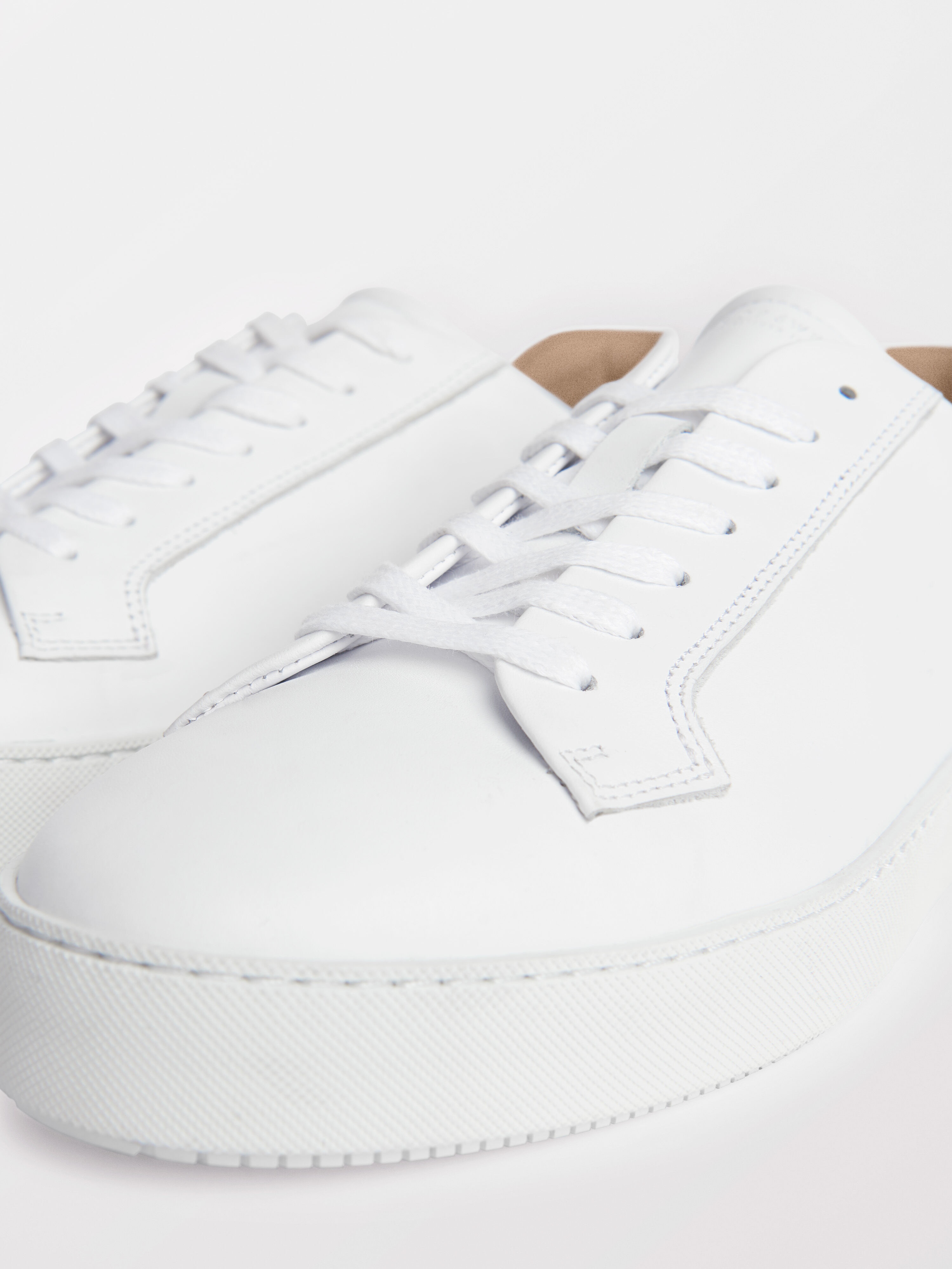 Salasi L Leather Sneakers - 3