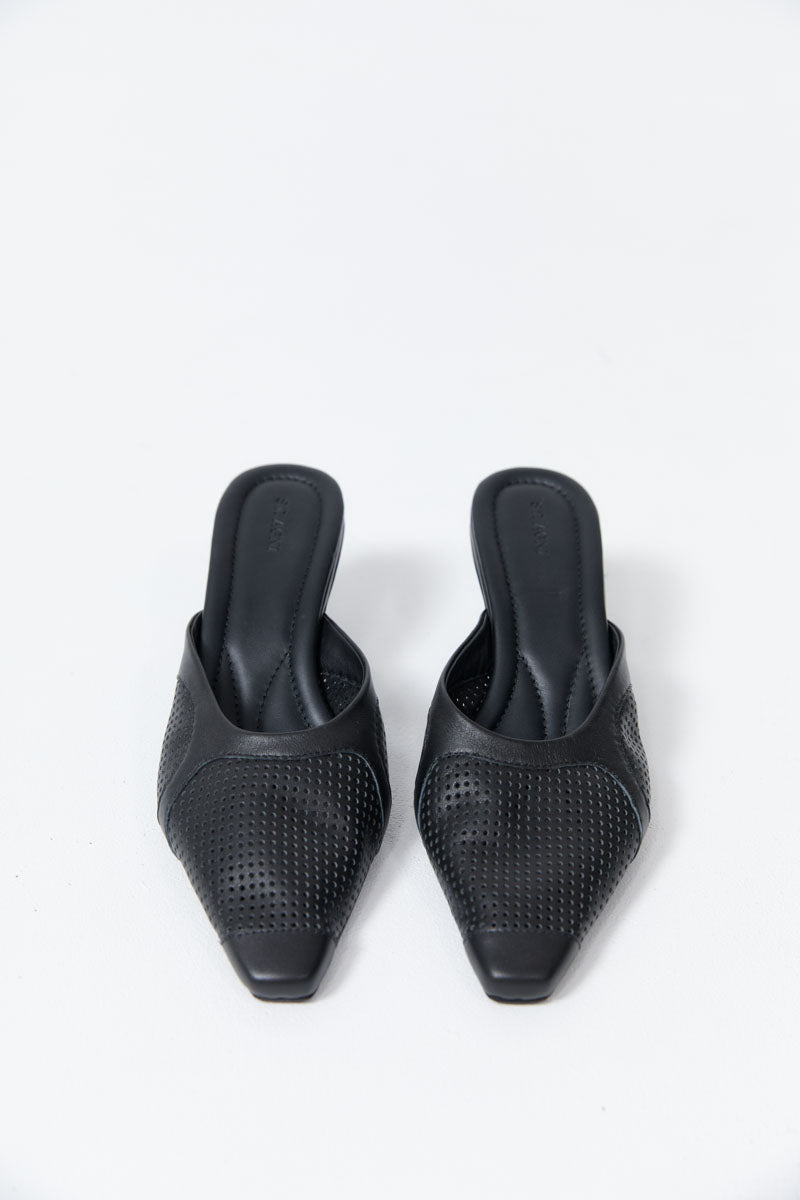 Perforated Heel - Black - 3