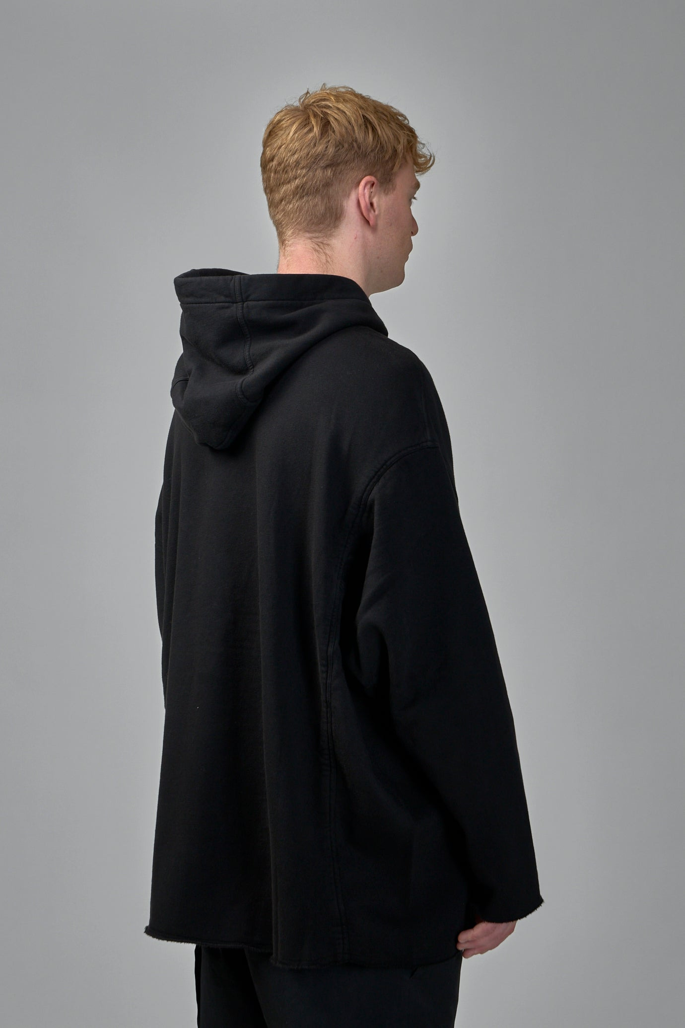 Peter Hoodie - 4