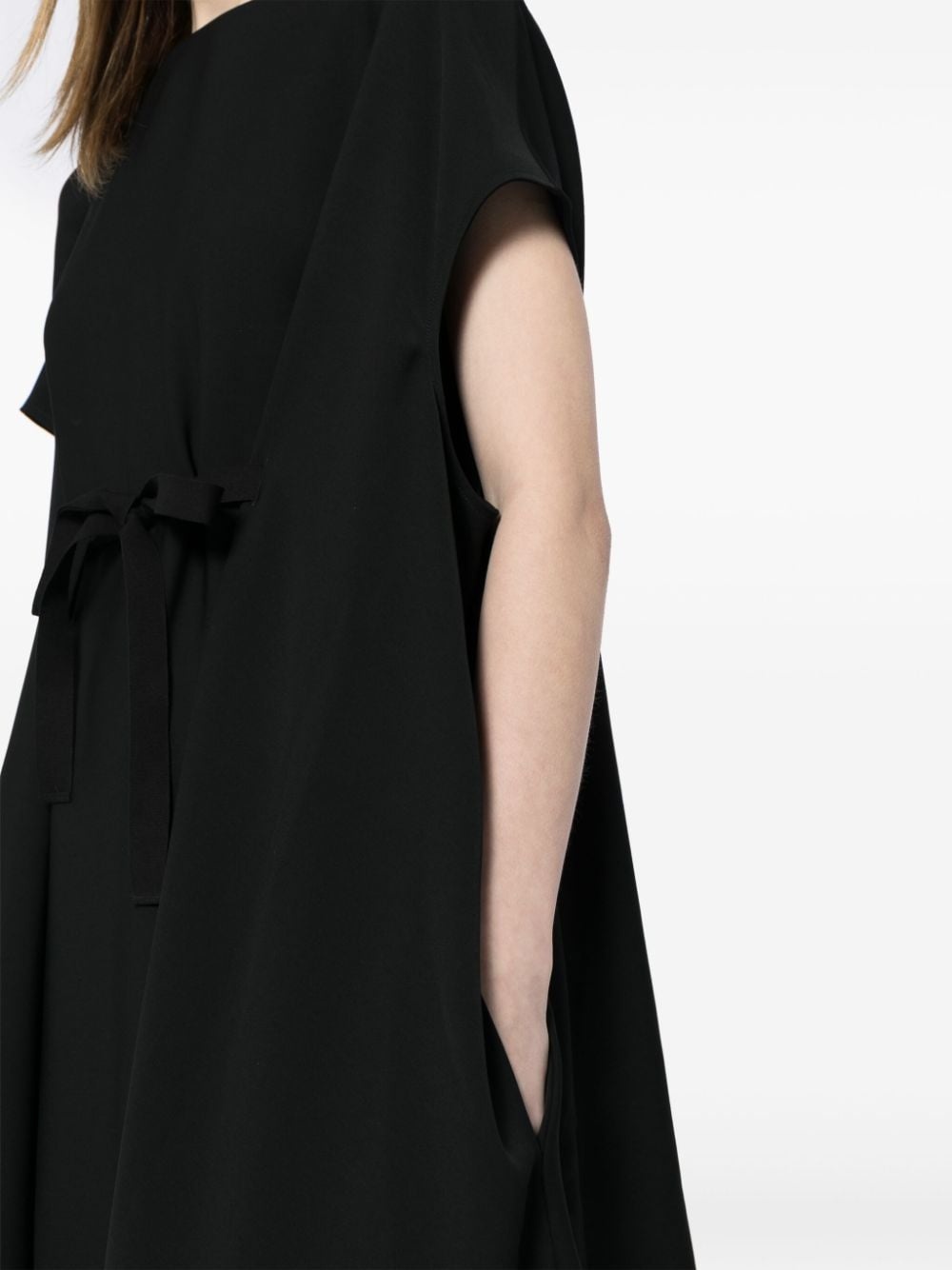 tie-fastening dress - 5