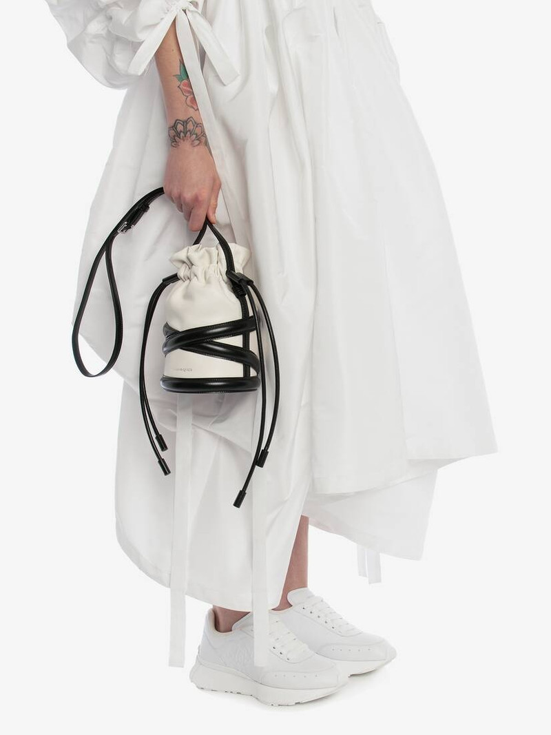Alexander McQueen The Soft Curve in Ivory/black outlook
