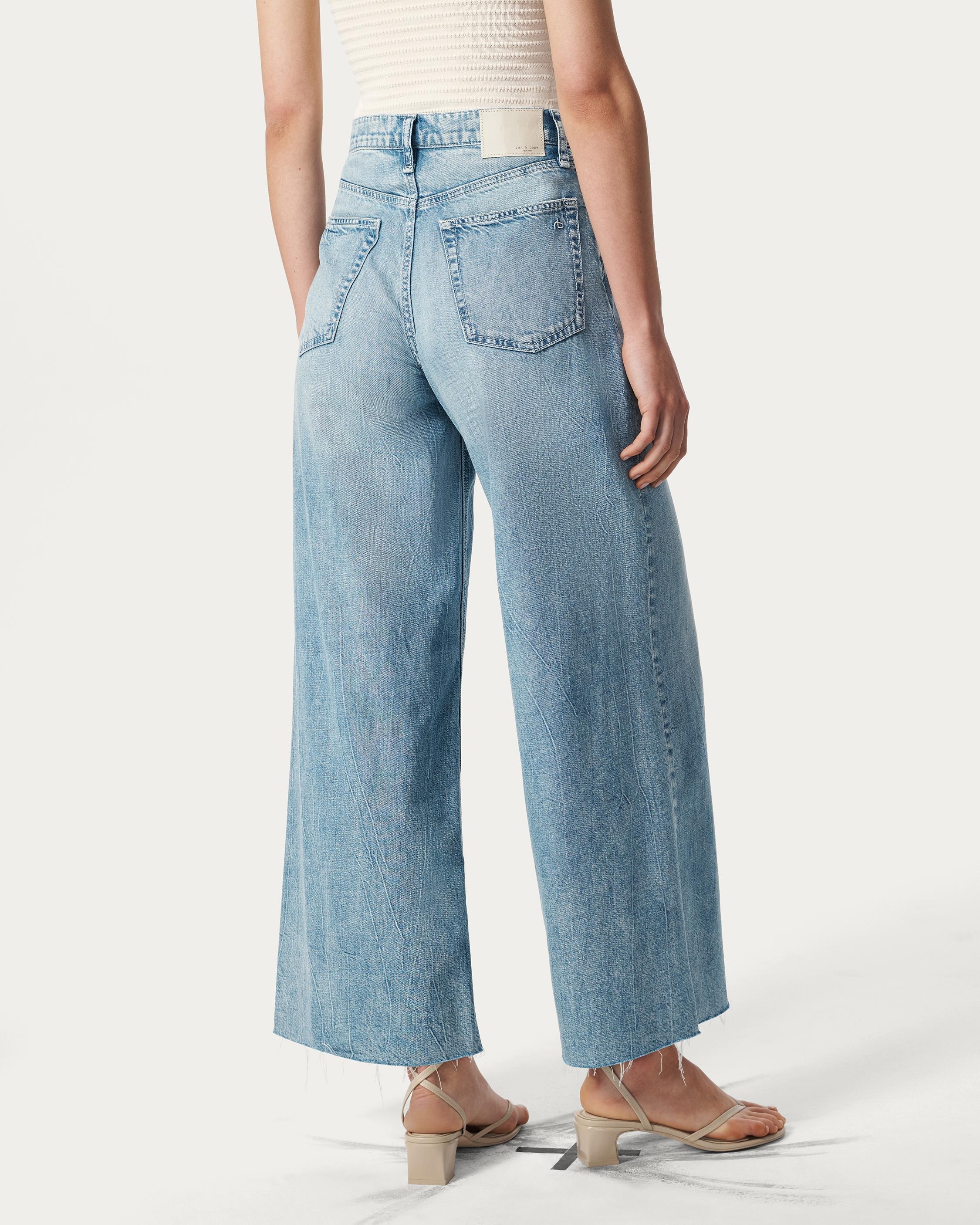Sofie Ankle Wide-Leg Jeans
Featherweight in Mira - 6