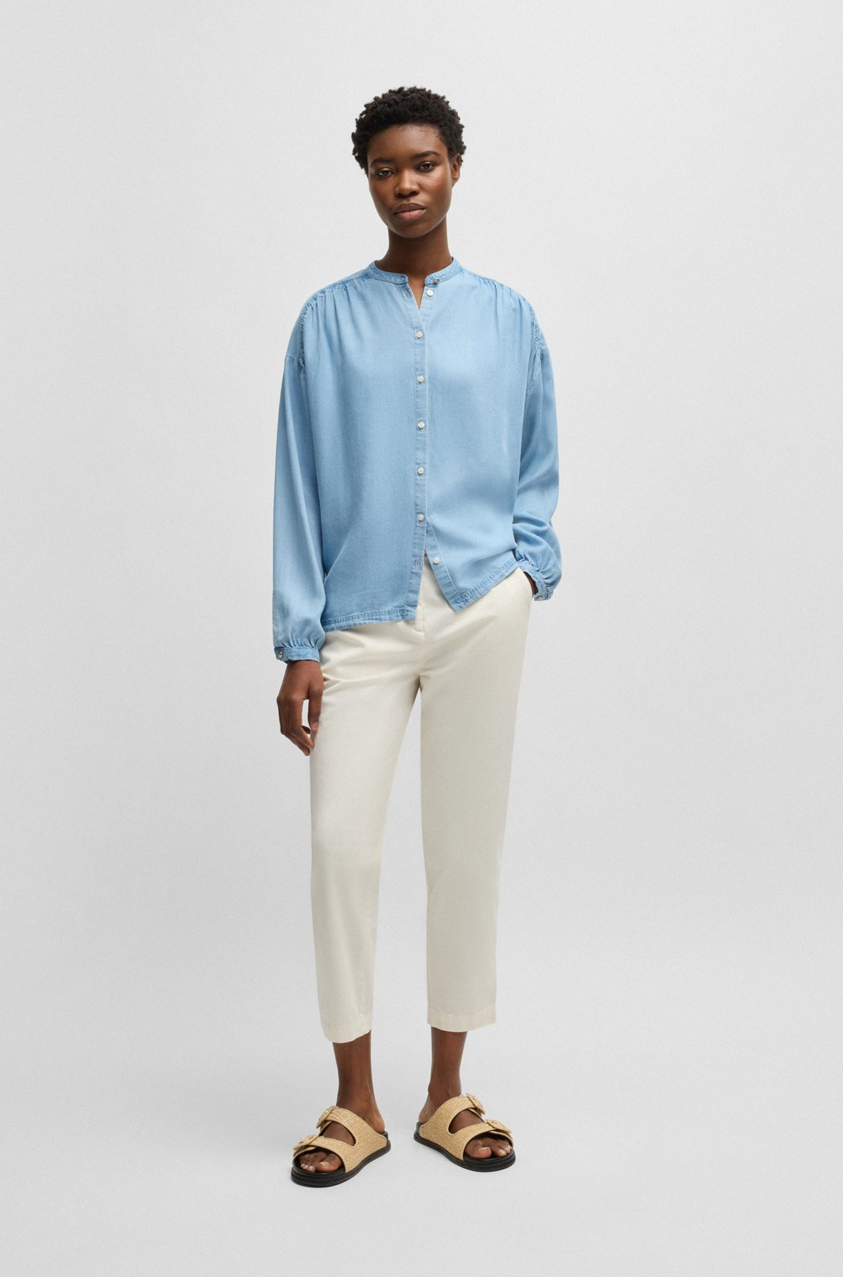 CASUAL CHINOS IN STRETCH-COTTON SATIN - 3