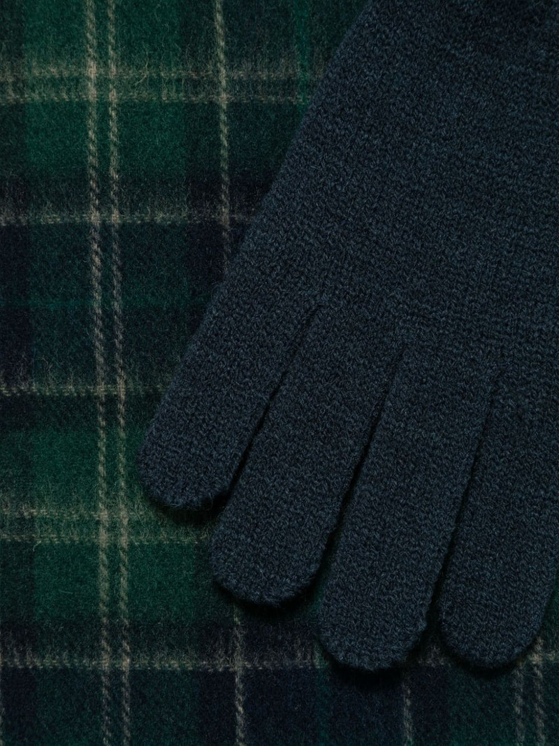 Barbour tartan scarf and gloves set outlook