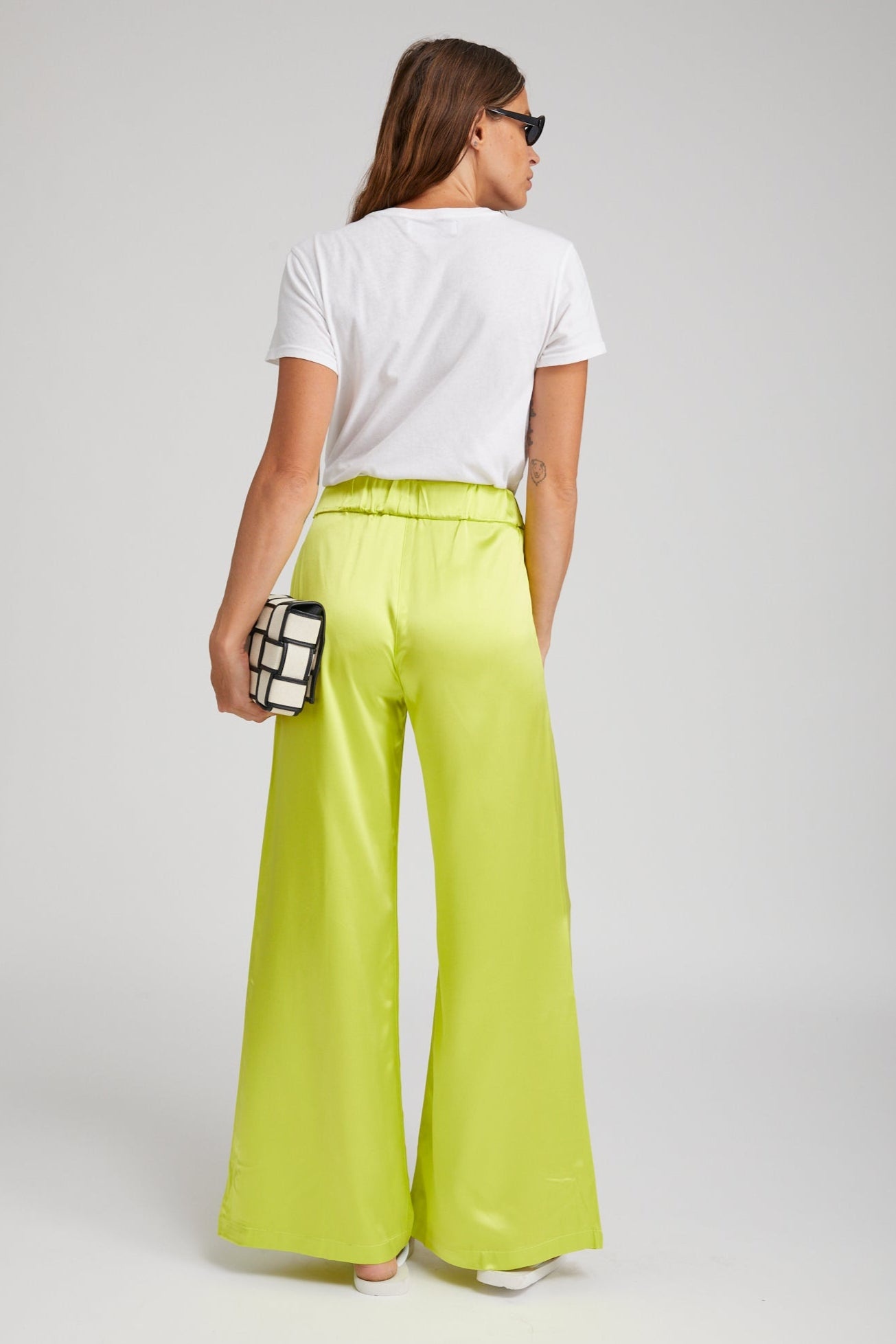 ELECTRIC CHARTREUSE SILK WIDE LEG PINTUCK PANTS - 4