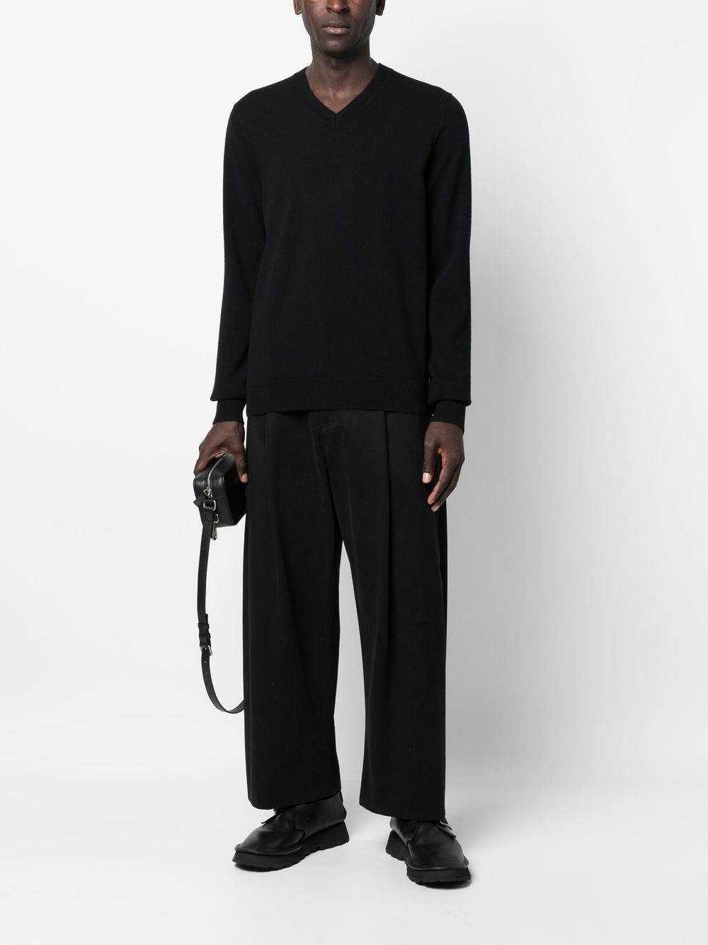 V-neck knitted jumper - 2