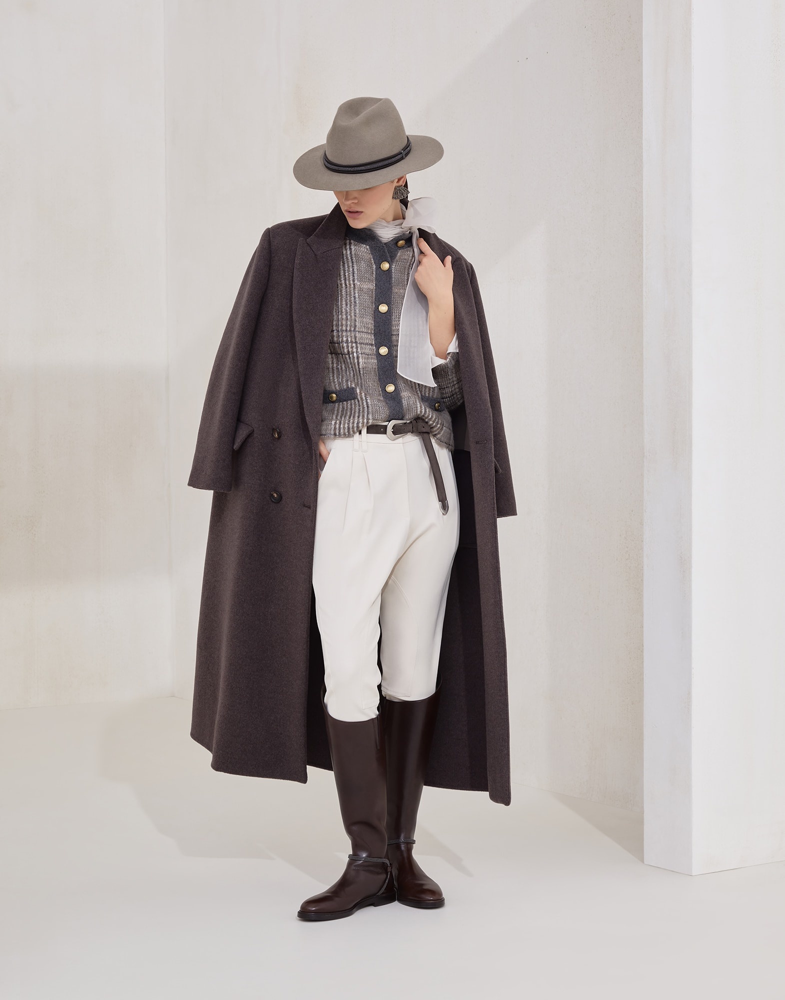 Hand-crafted coat in virgin wool and cashmere double cloth with monili - 5