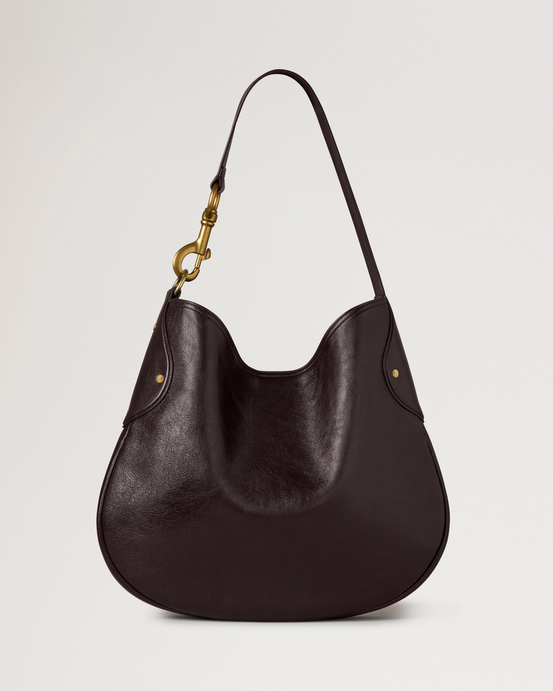 Hackney Shoulder Bag
Ebony Shiny Buffalo 1