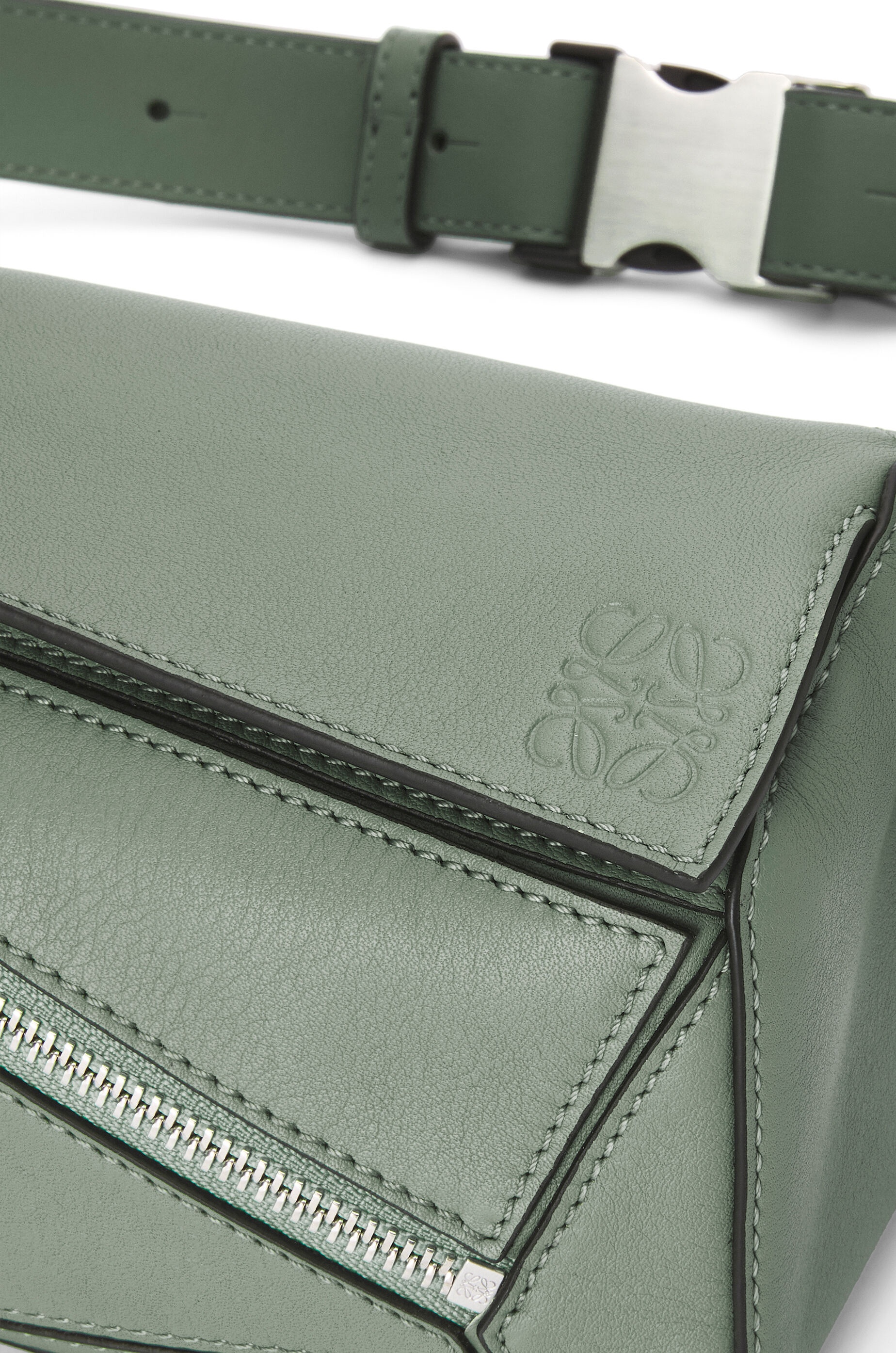 Mini Puzzle bumbag in classic calfskin - 7