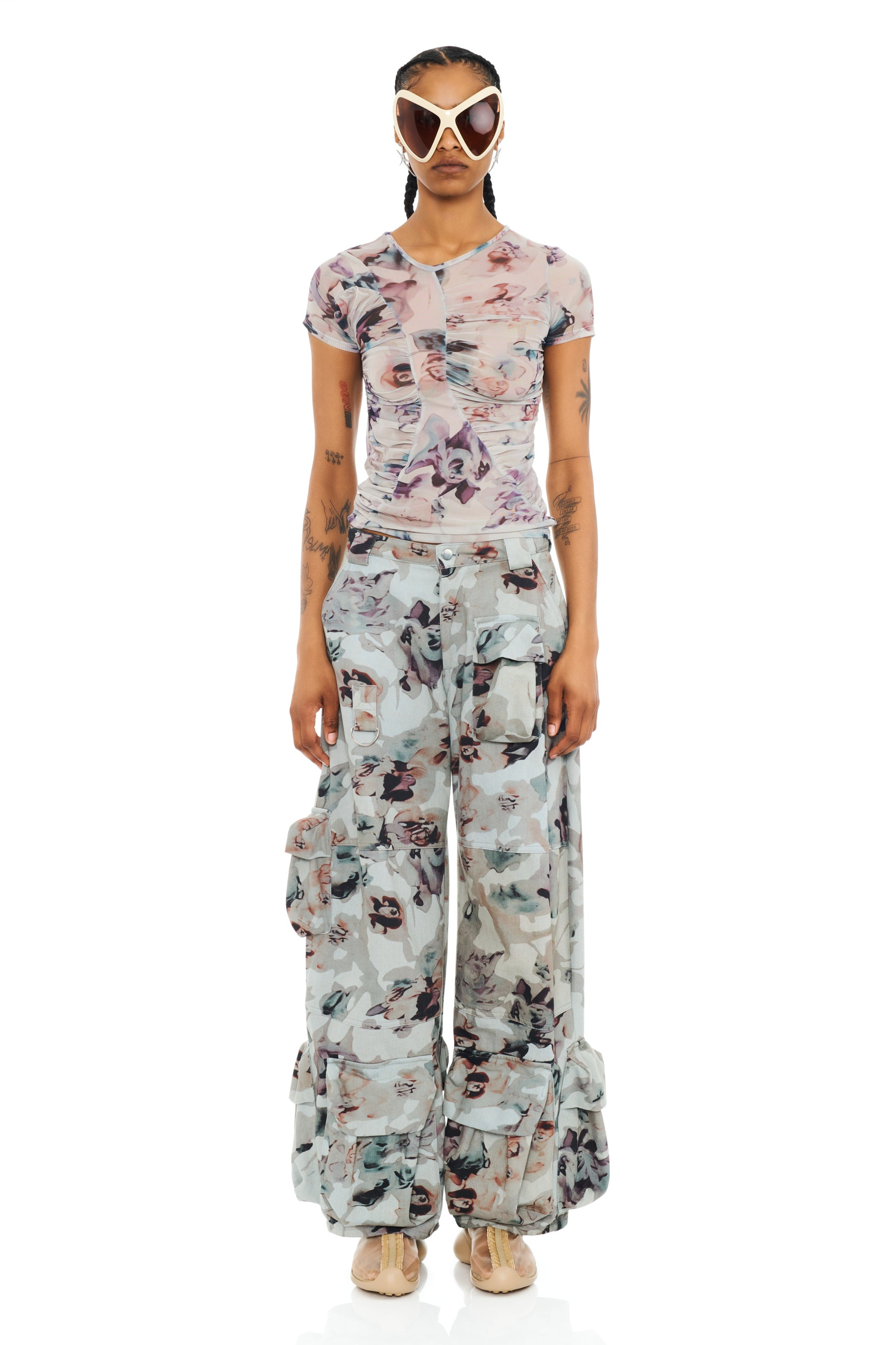 BEIGE WATERCOLOR ROSES GARDEN CARGO PANT - 3