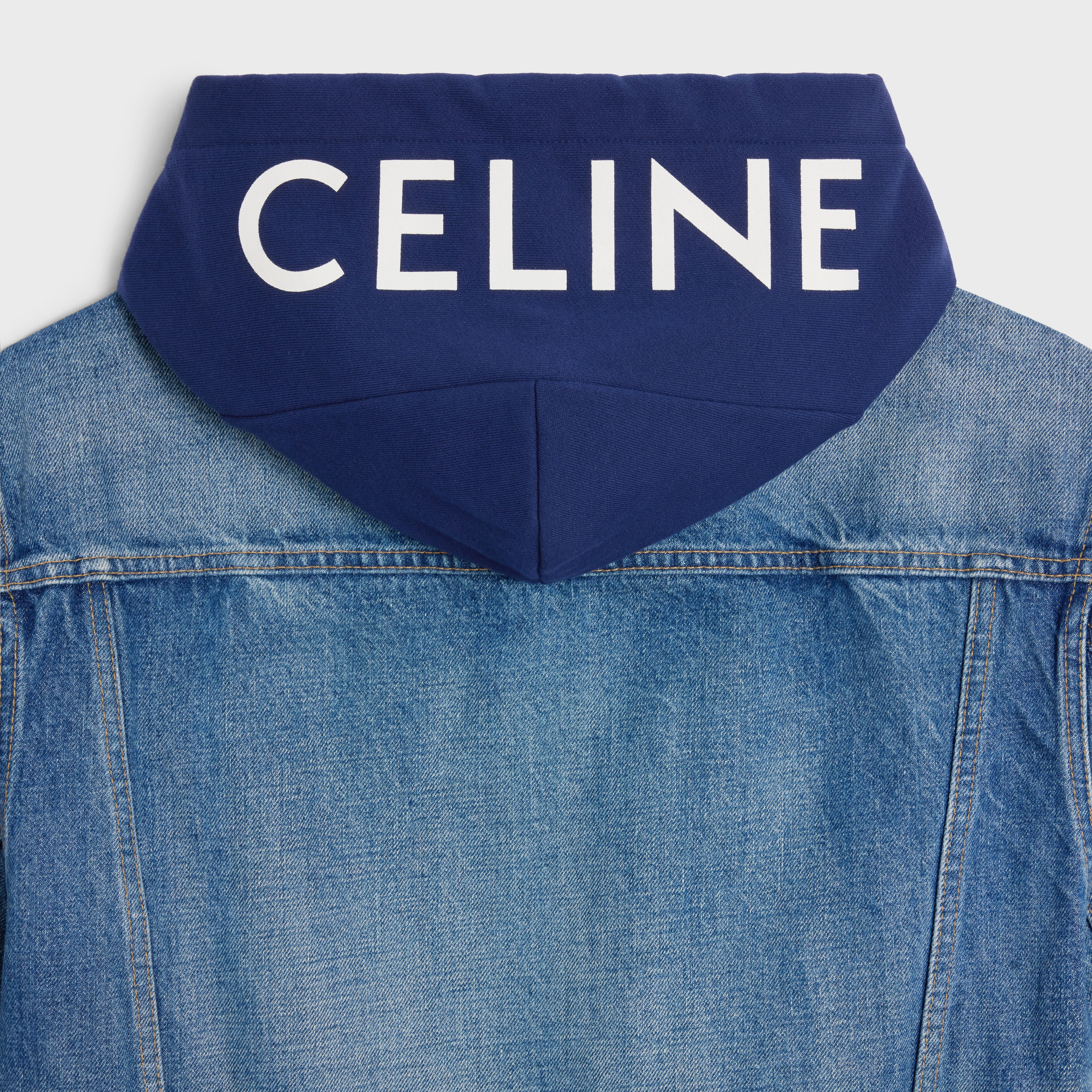 V-shaped trucker jacket in union wash denim - 4