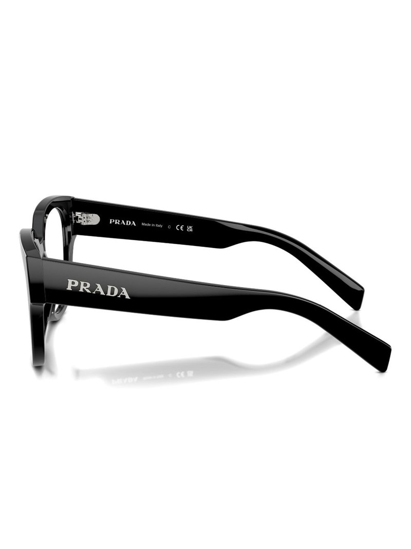 round cat-eye glasses 3