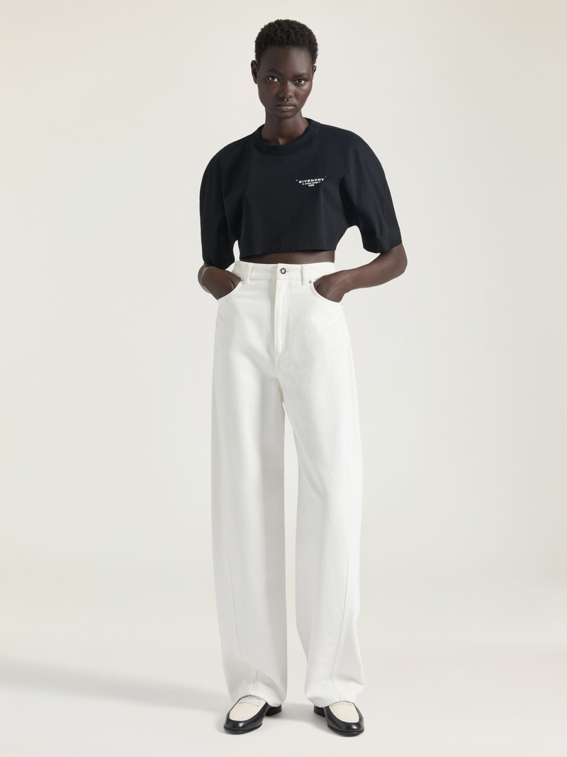 Givenchy CROPPED FIT T-SHIRT IN COTTON WITH GIVENCHY STAMP PRINT outlook