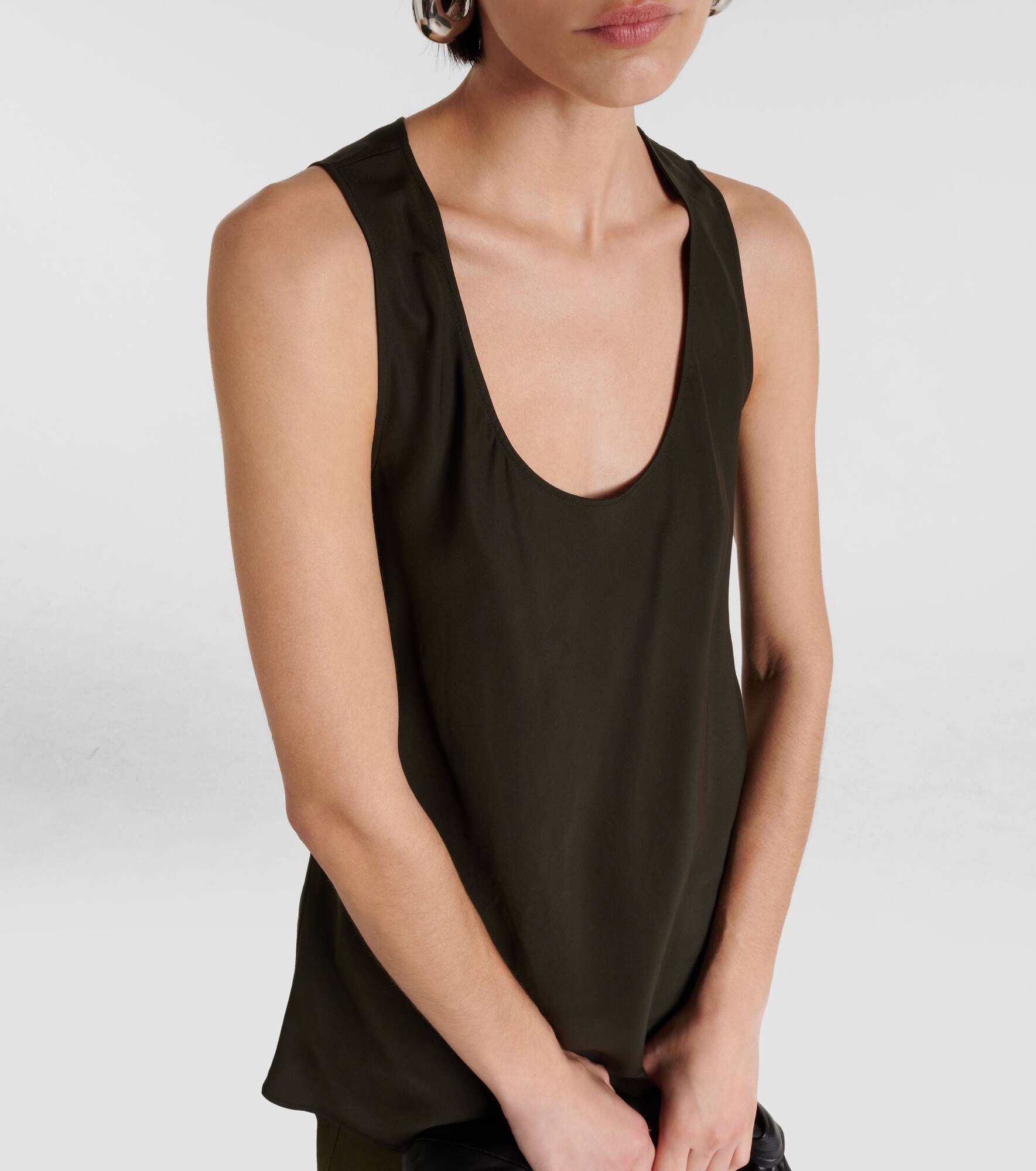 Scoop-neck tank top - 4