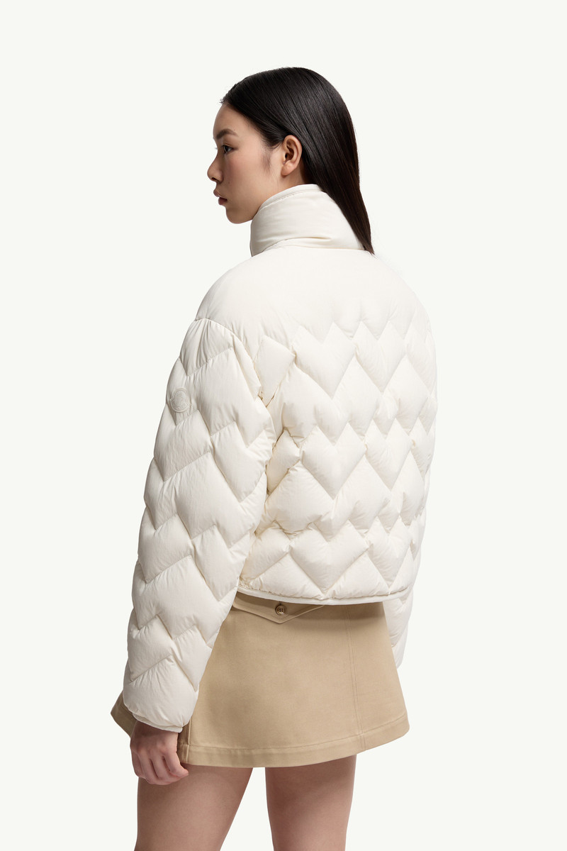 Senevee Heart-Quilted Short Down Jacket 5