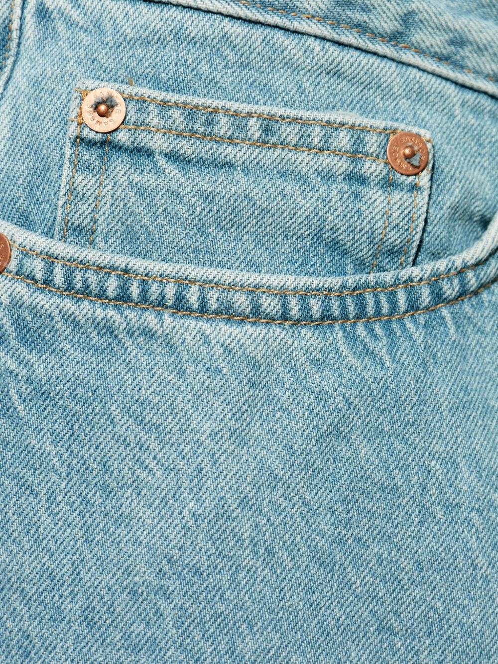Saeddie  jeans - 5
