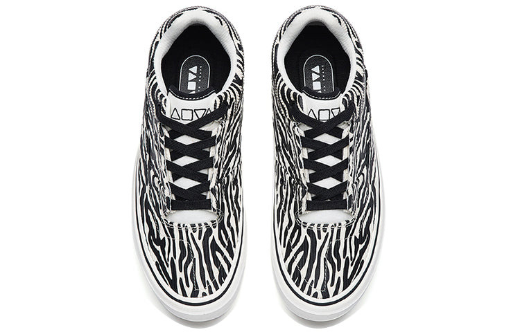 (WMNS) ANTA MD Skate Shoes 'Black White' 122238013-3 - 4